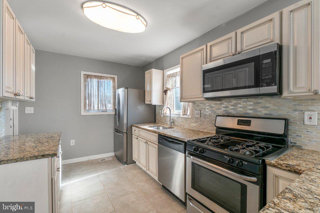 PARKVILLE - Residential