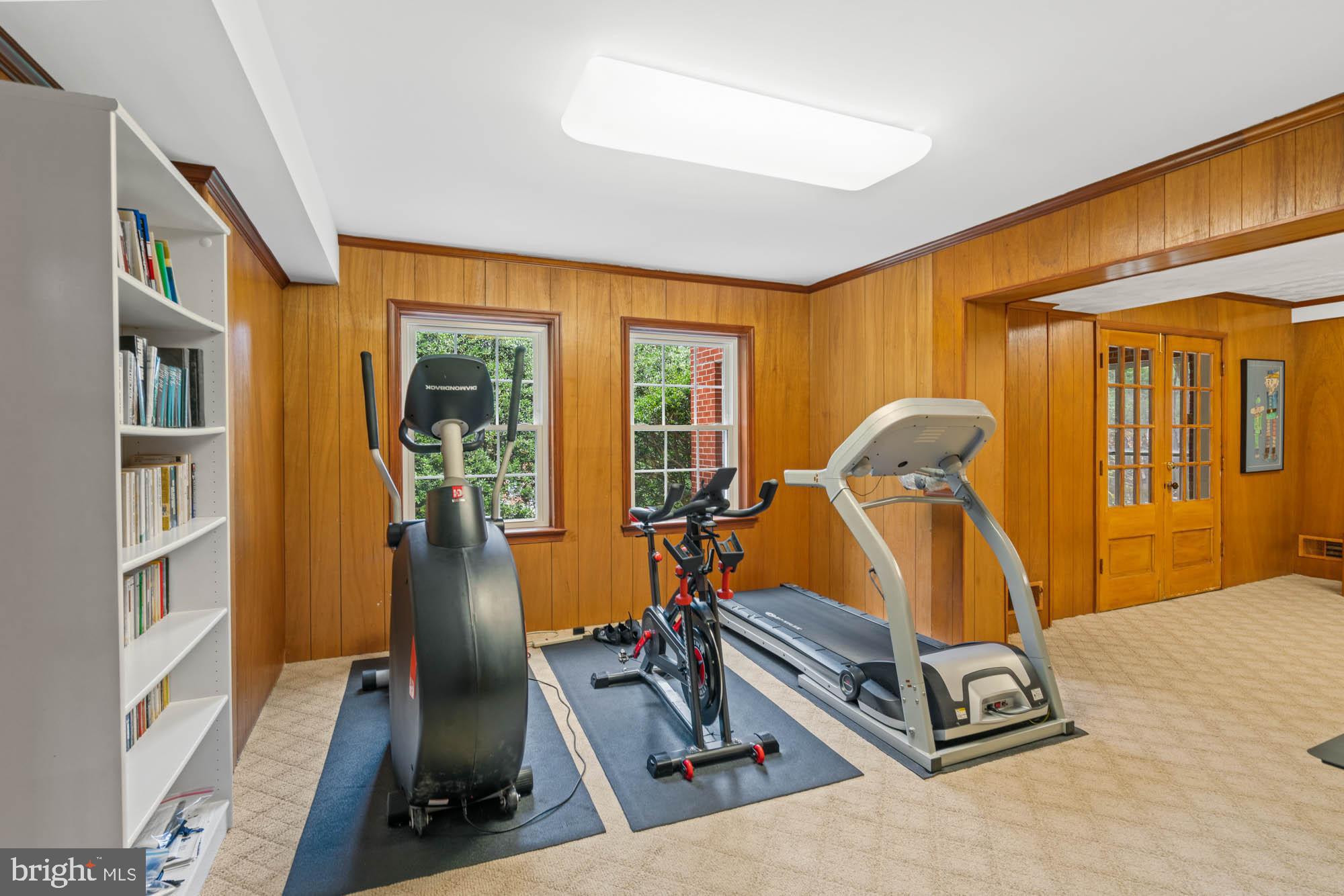 CHEVY CHASE - Residential