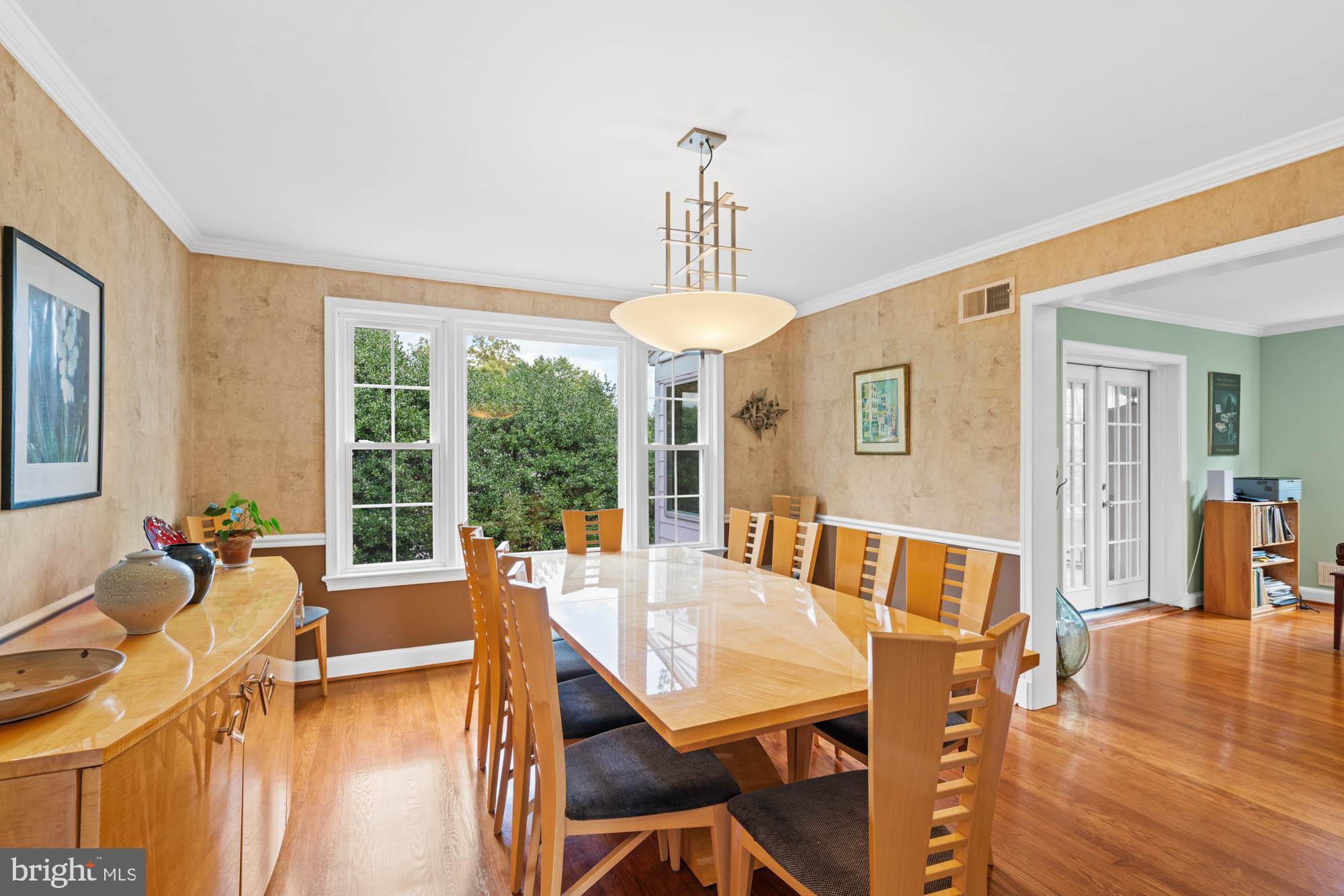 CHEVY CHASE - Residential