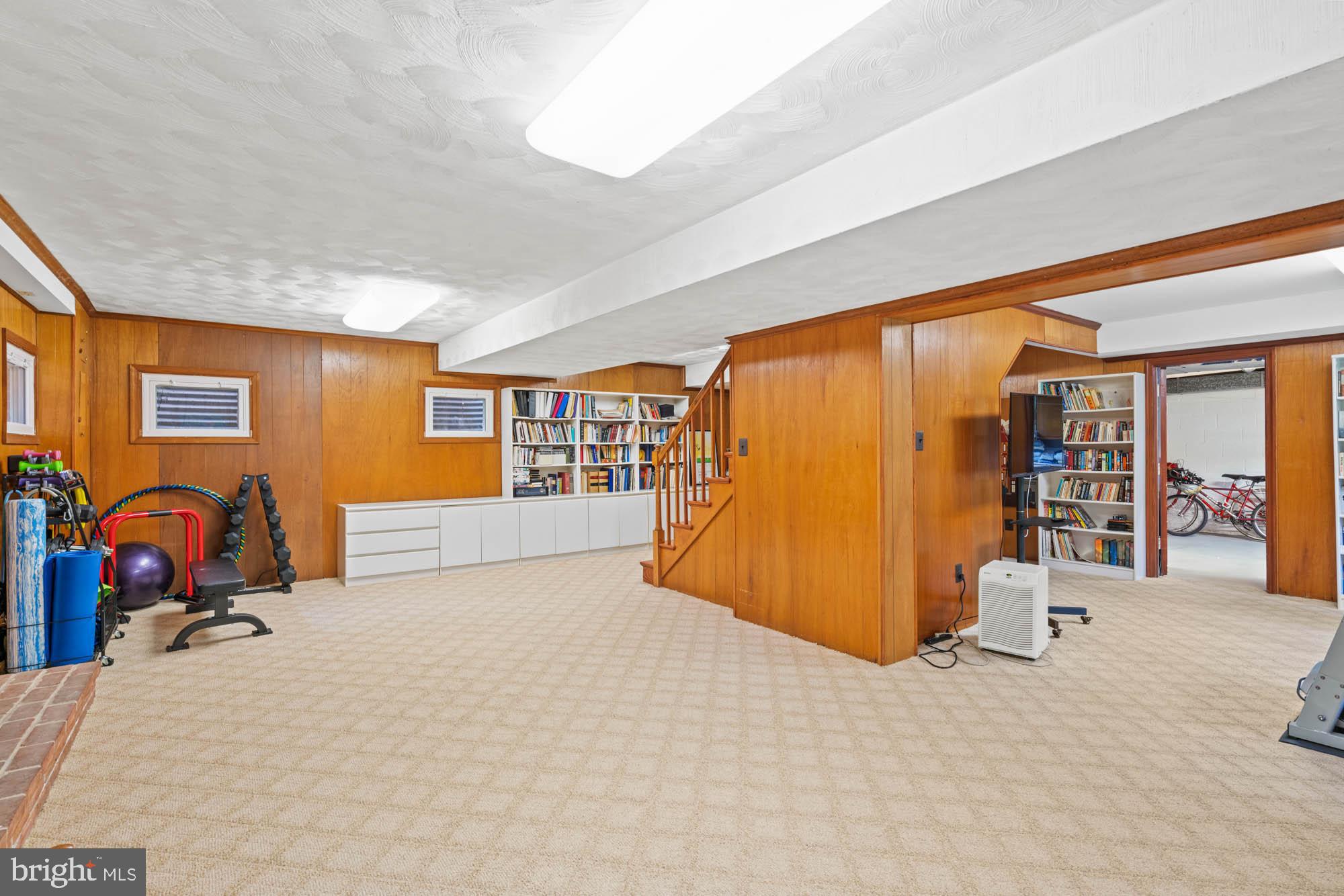 CHEVY CHASE - Residential