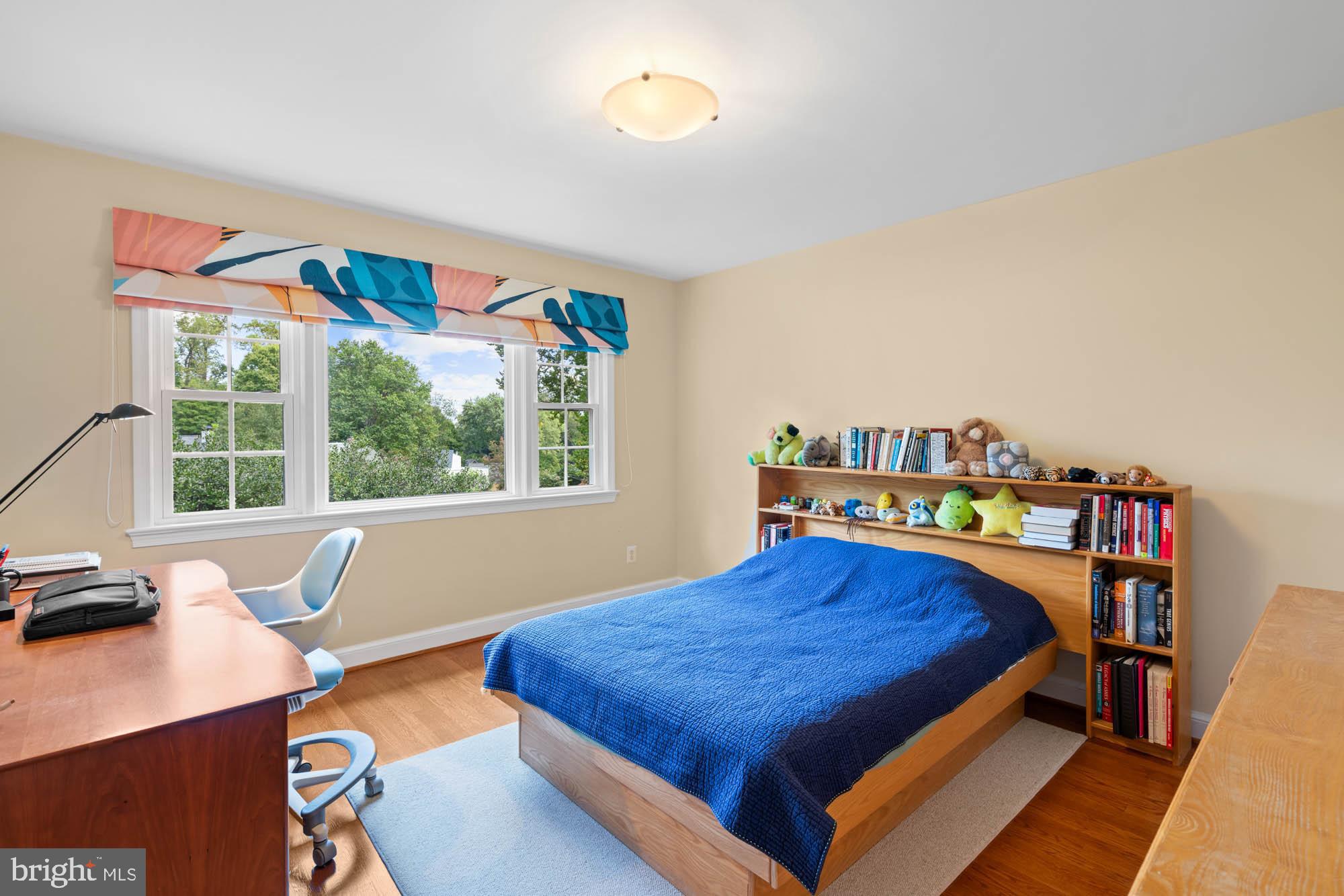 CHEVY CHASE - Residential