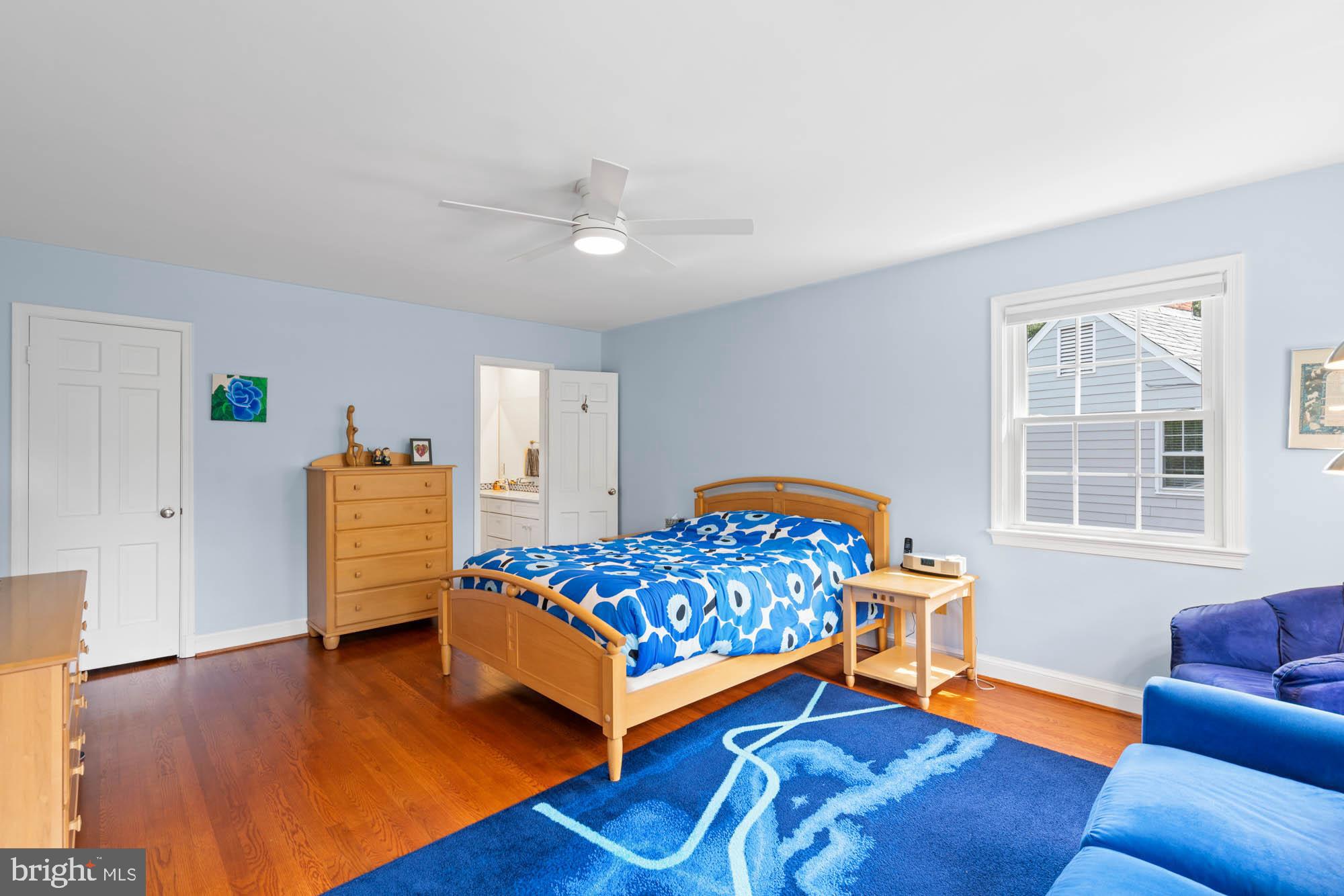 CHEVY CHASE - Residential