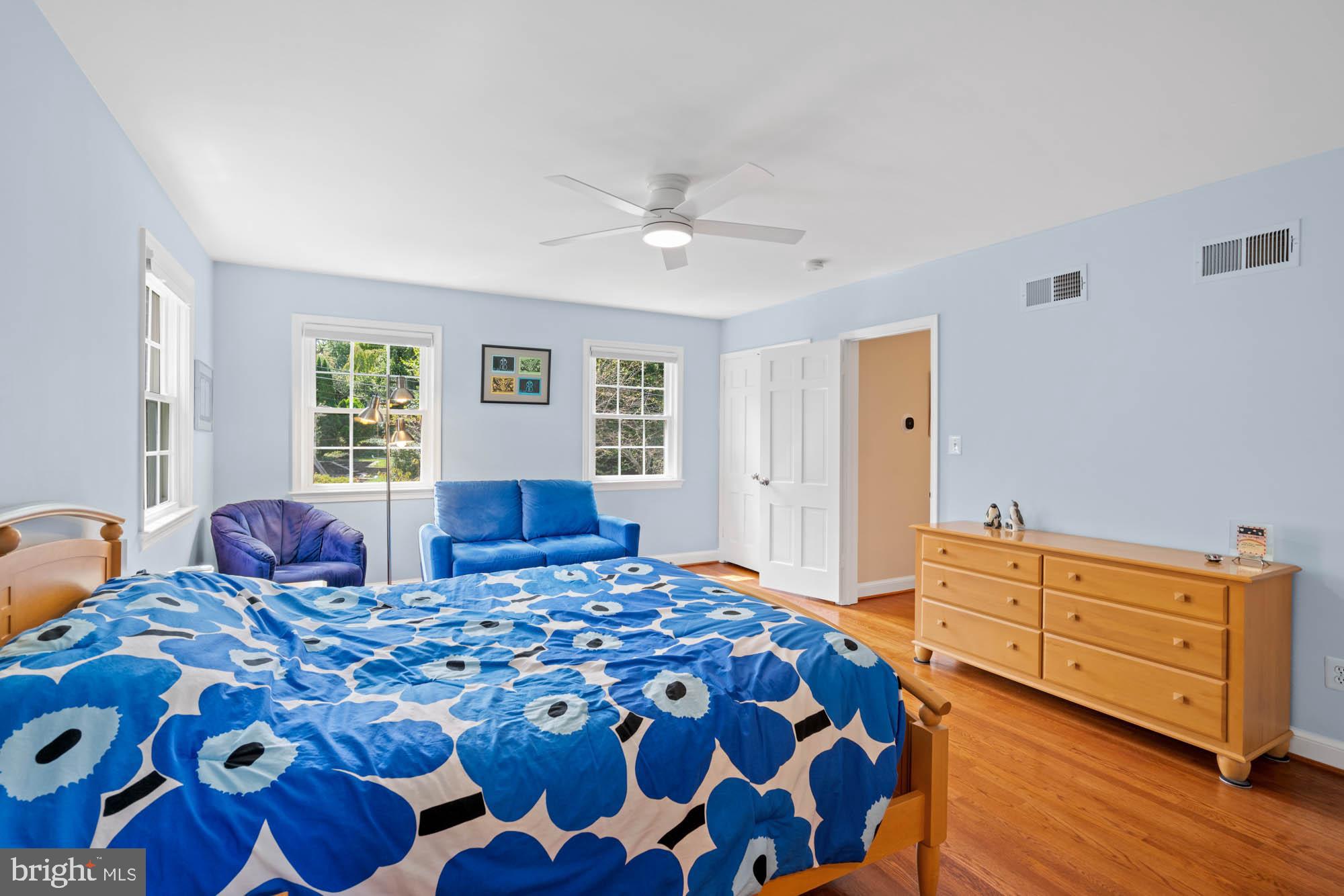 CHEVY CHASE - Residential