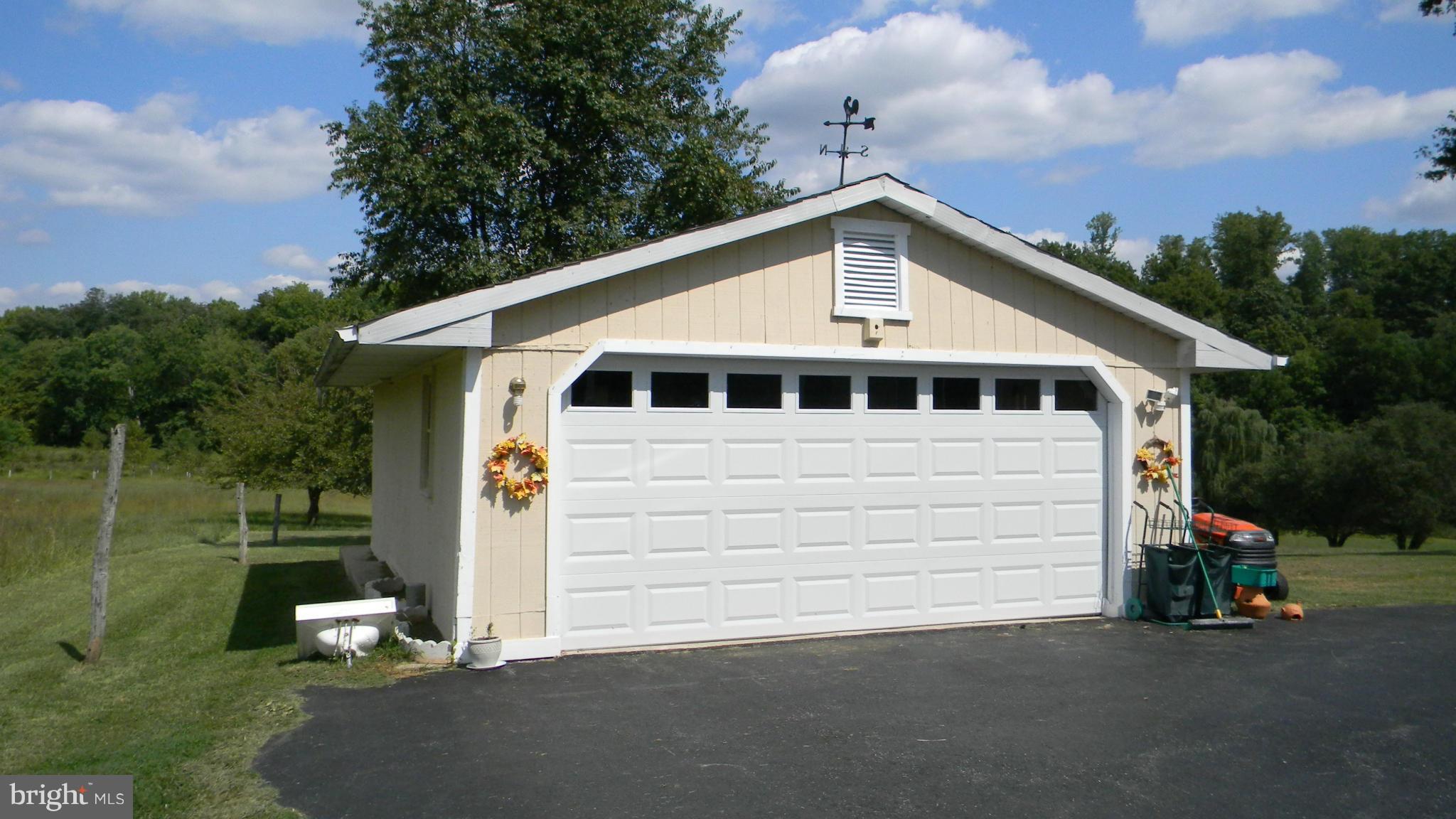 GREENFIELDS - Residential