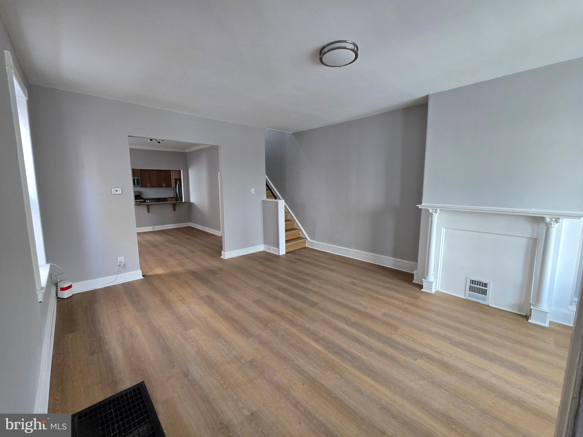 ROXBOROUGH - Residential