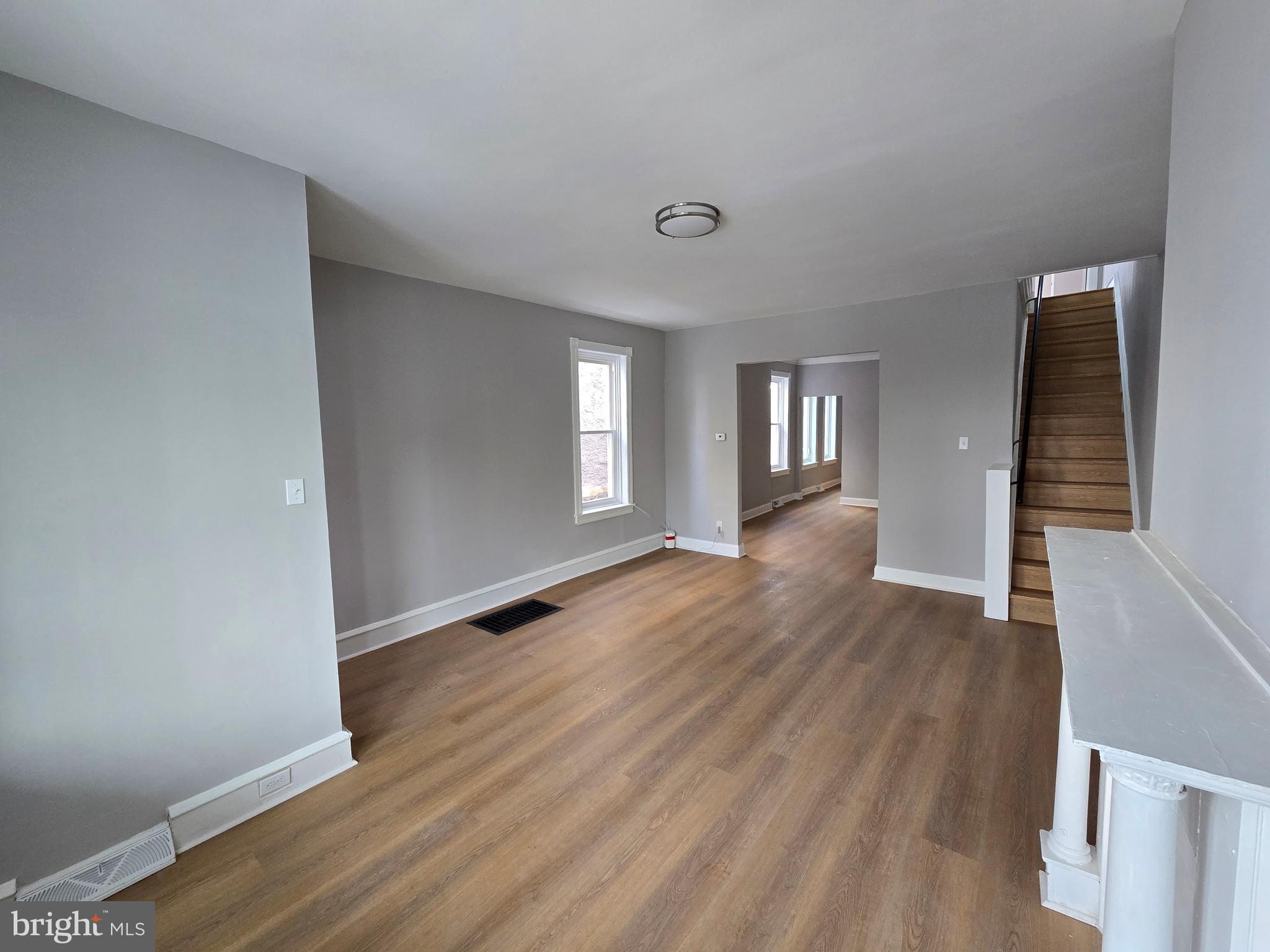 ROXBOROUGH - Residential