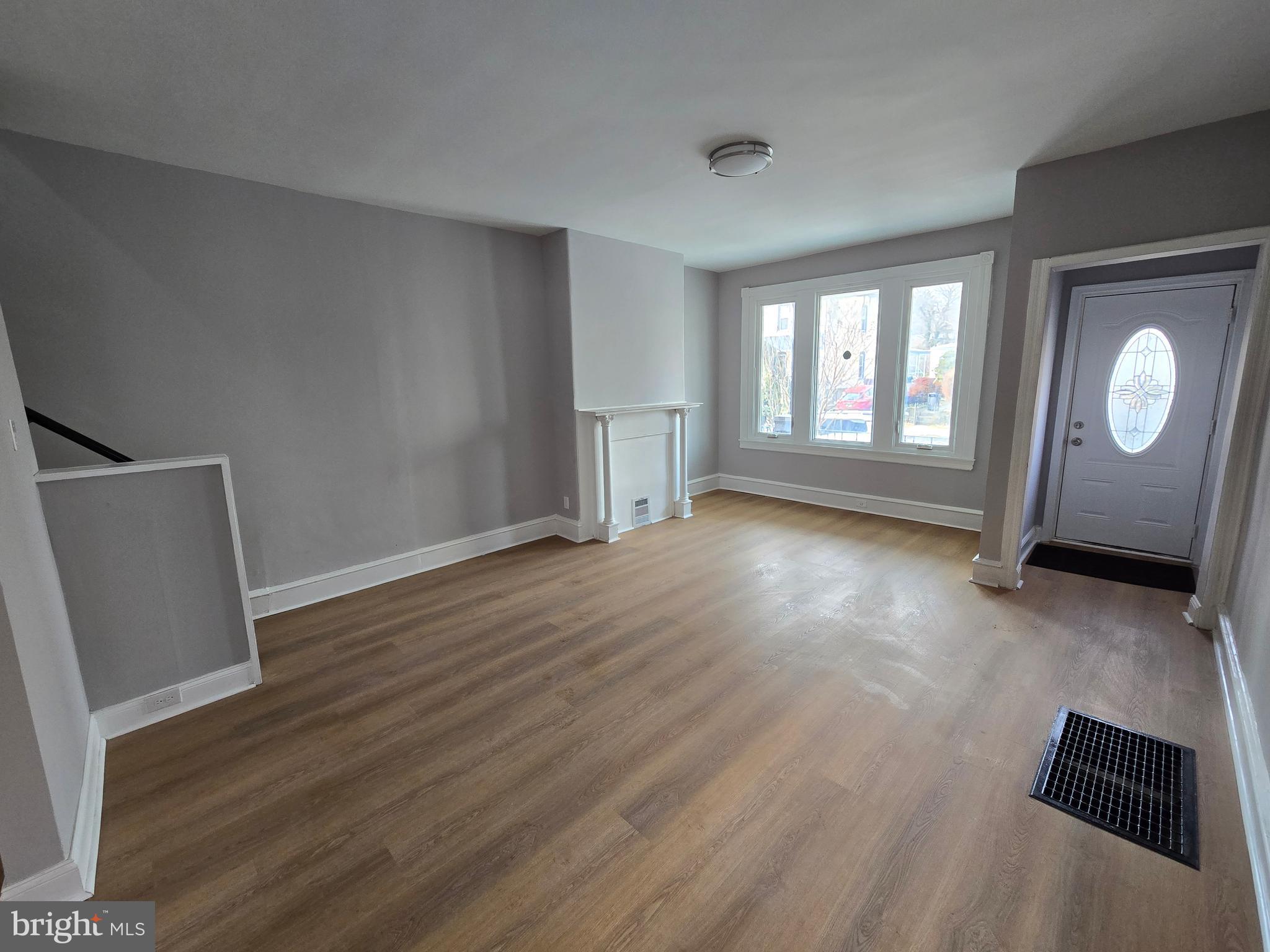 ROXBOROUGH - Residential