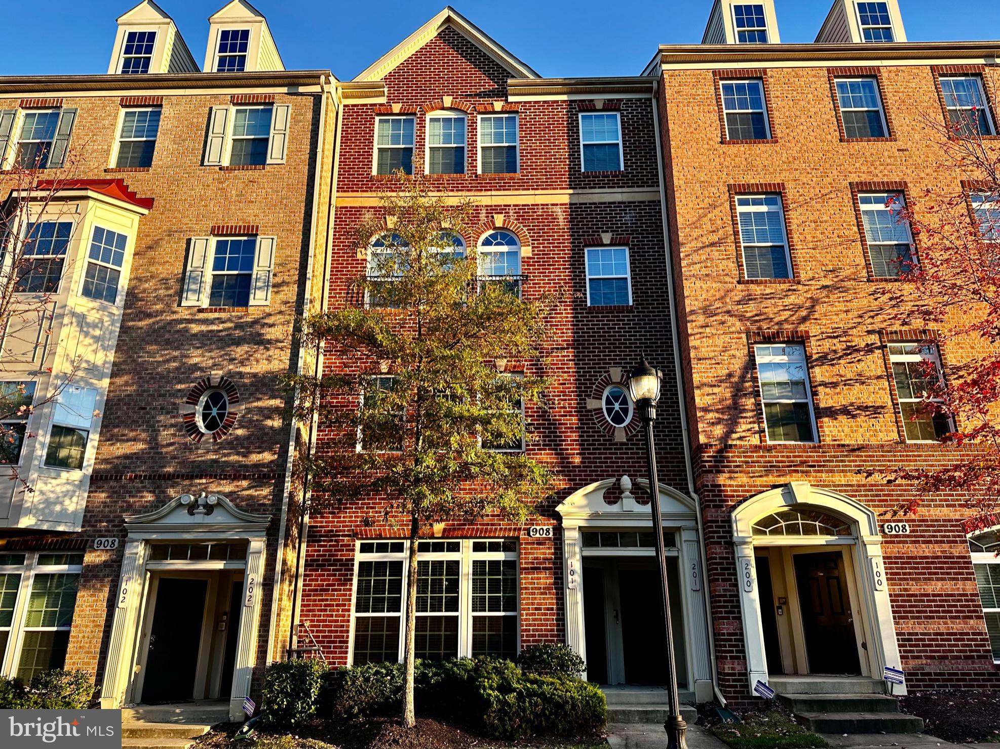 HALL STATION CONDO - Residential Lease