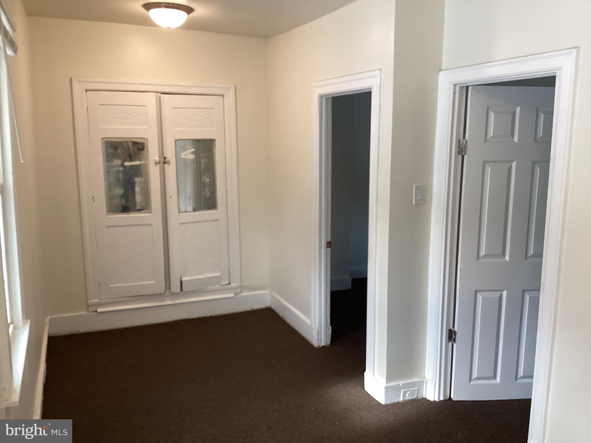 FRANKFORD - Residential