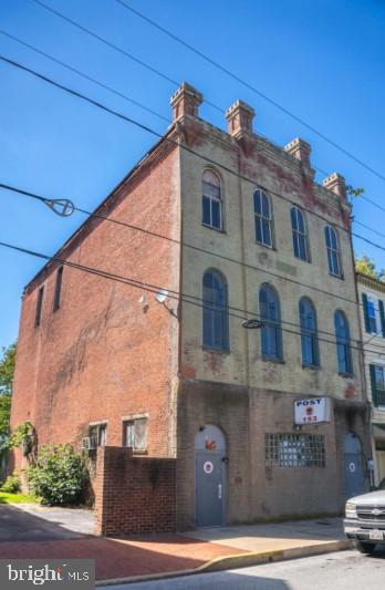 20 and 28 N 2ND STREET