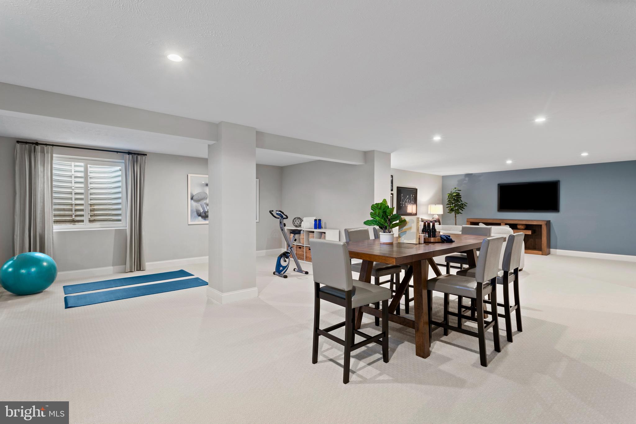 ASPEN GREENS - Residential