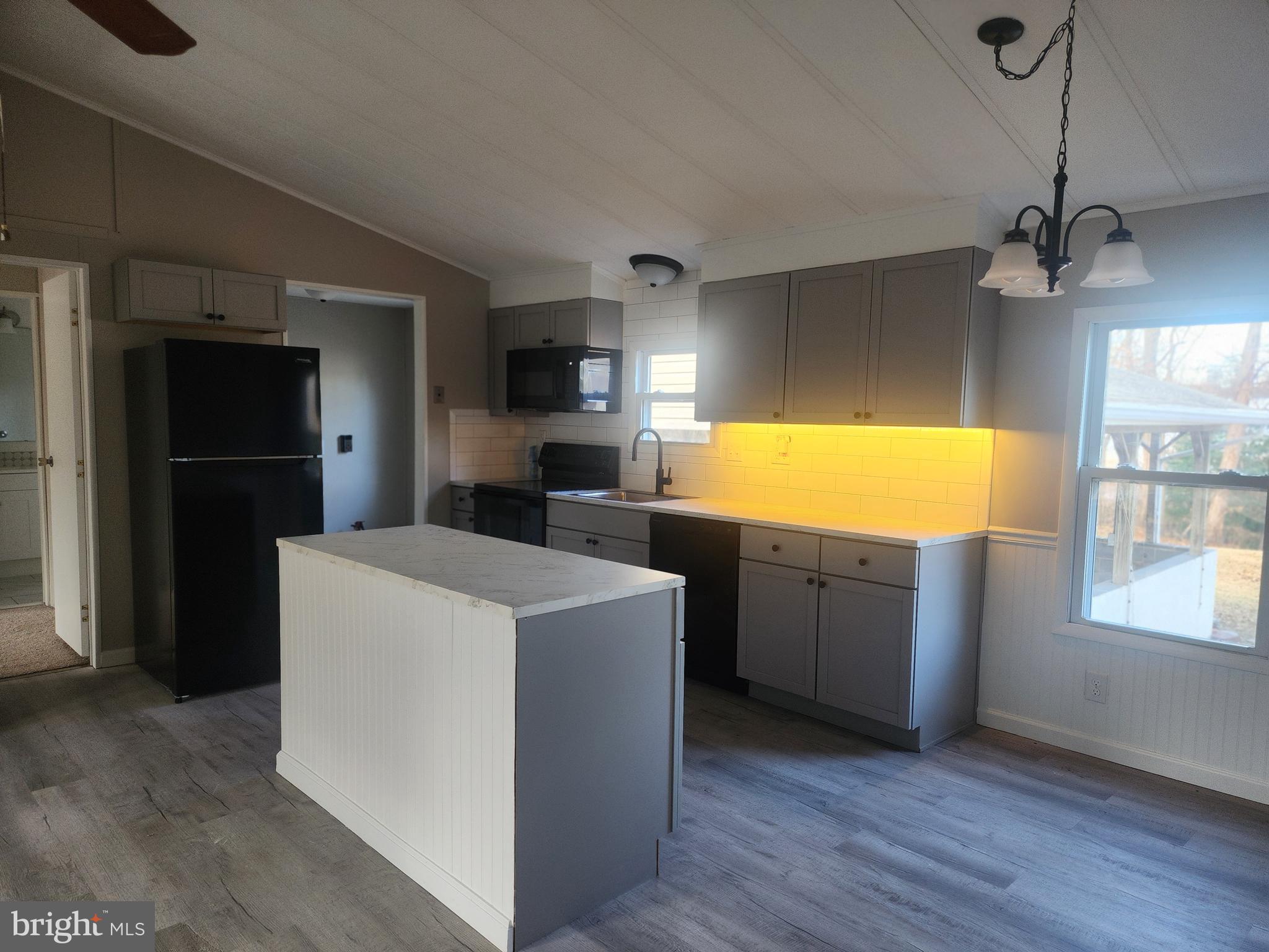 BRENTON POINT - Residential Lease