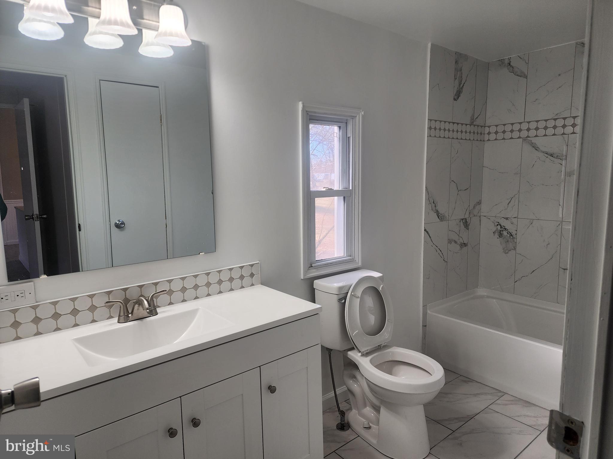 BRENTON POINT - Residential Lease