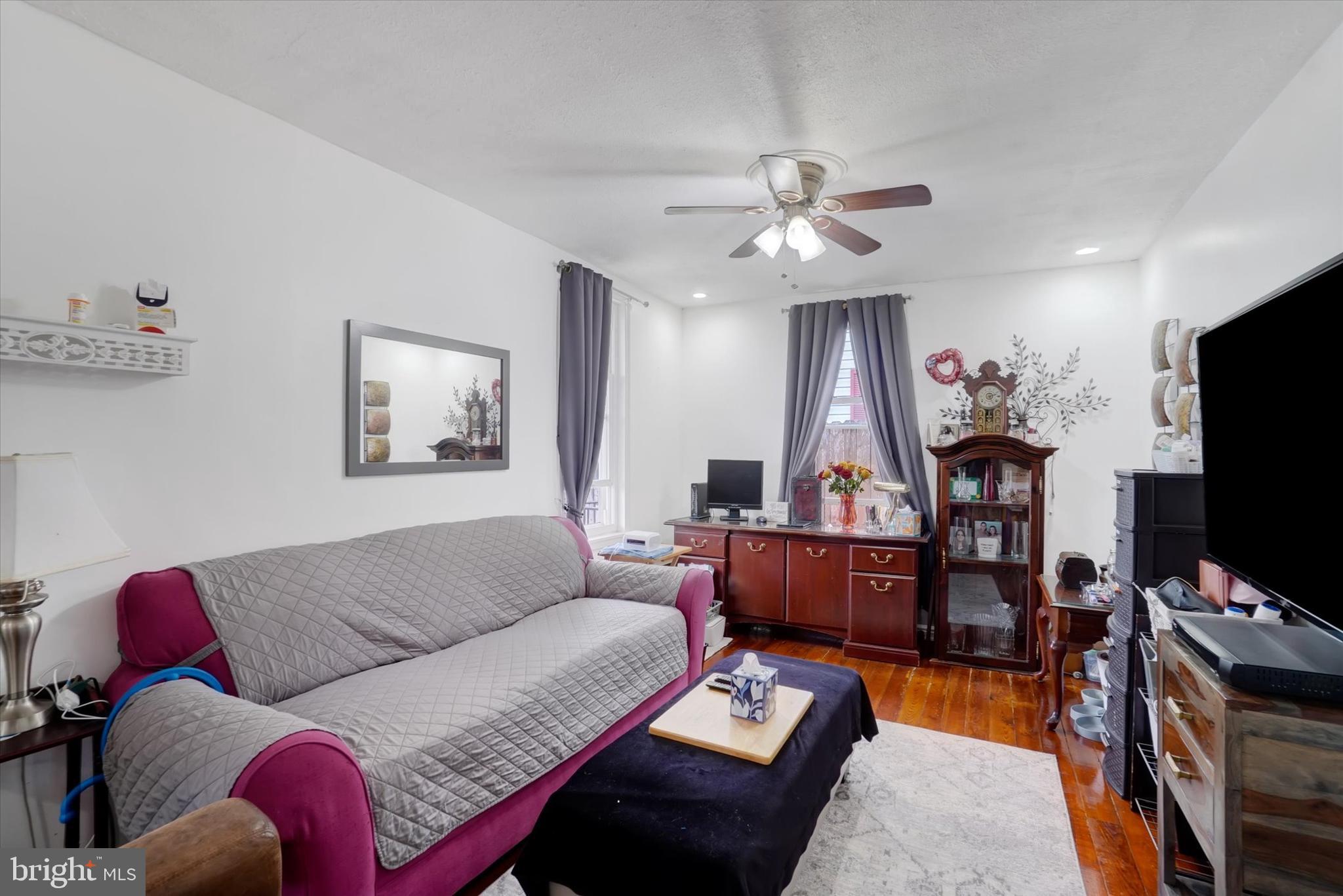 WINDSOR BORO - Residential