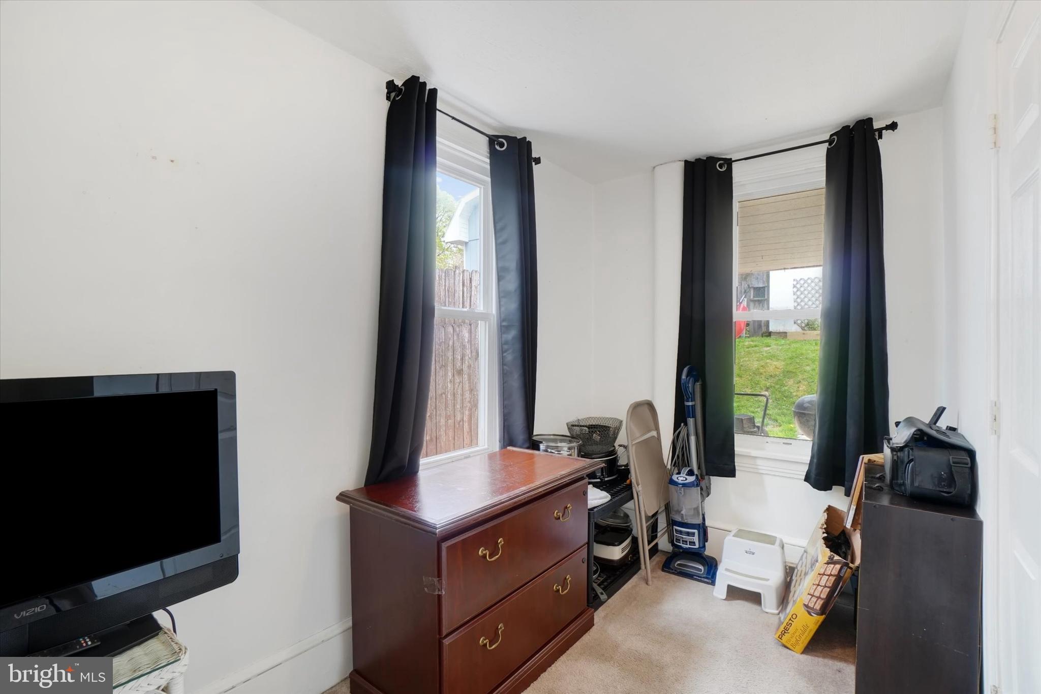 WINDSOR BORO - Residential