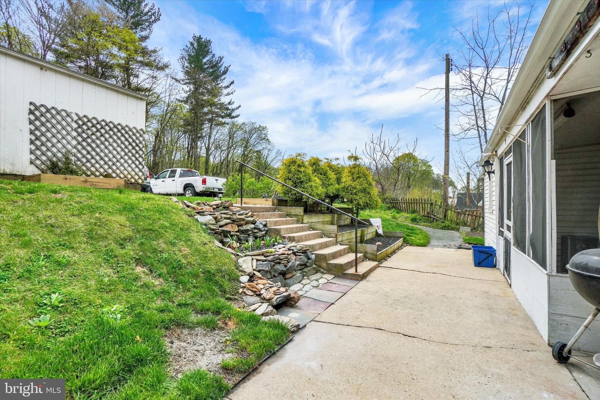 WINDSOR BORO - Residential