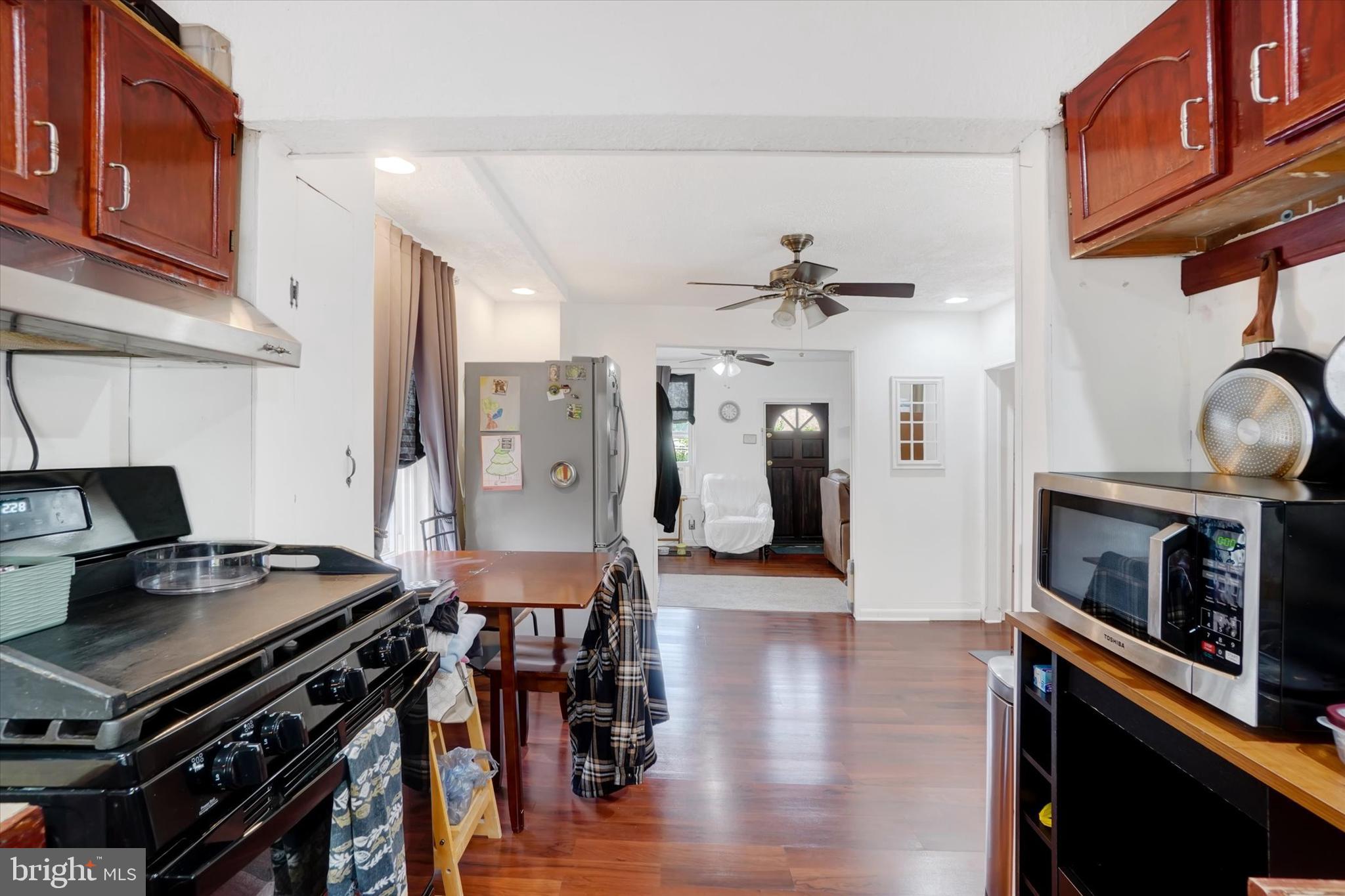 WINDSOR BORO - Residential