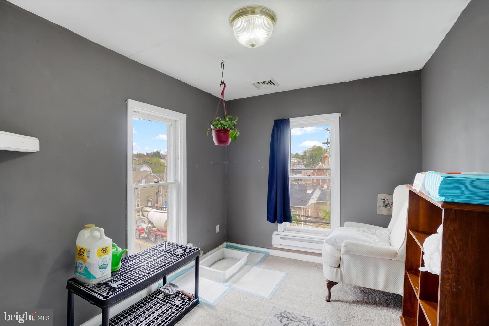 WINDSOR BORO - Residential