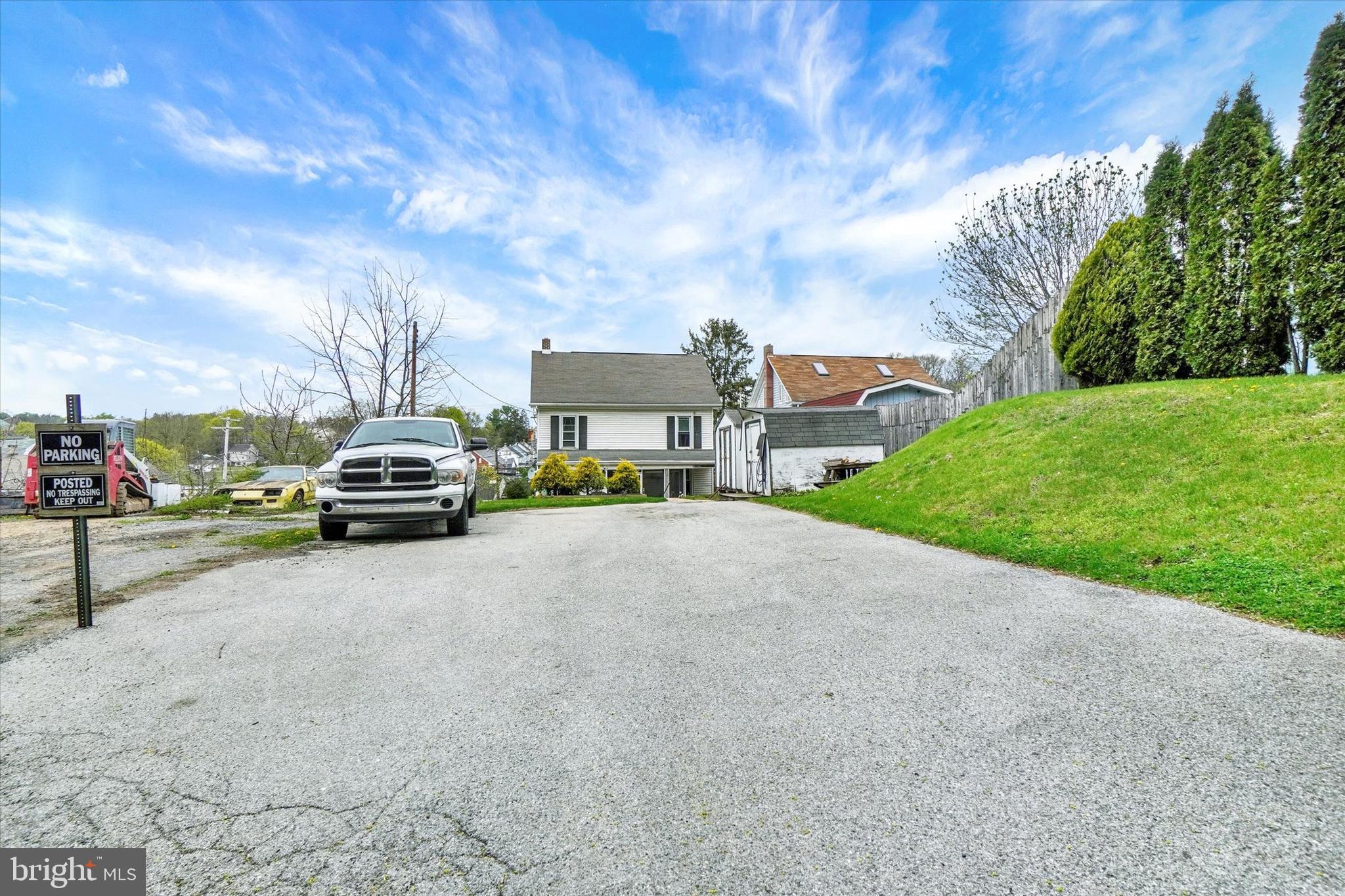 WINDSOR BORO - Residential