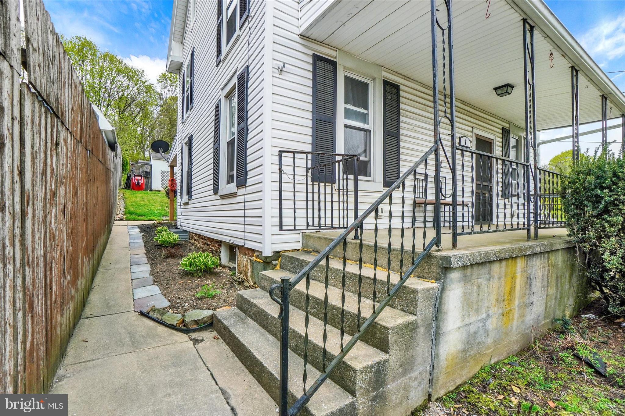 WINDSOR BORO - Residential