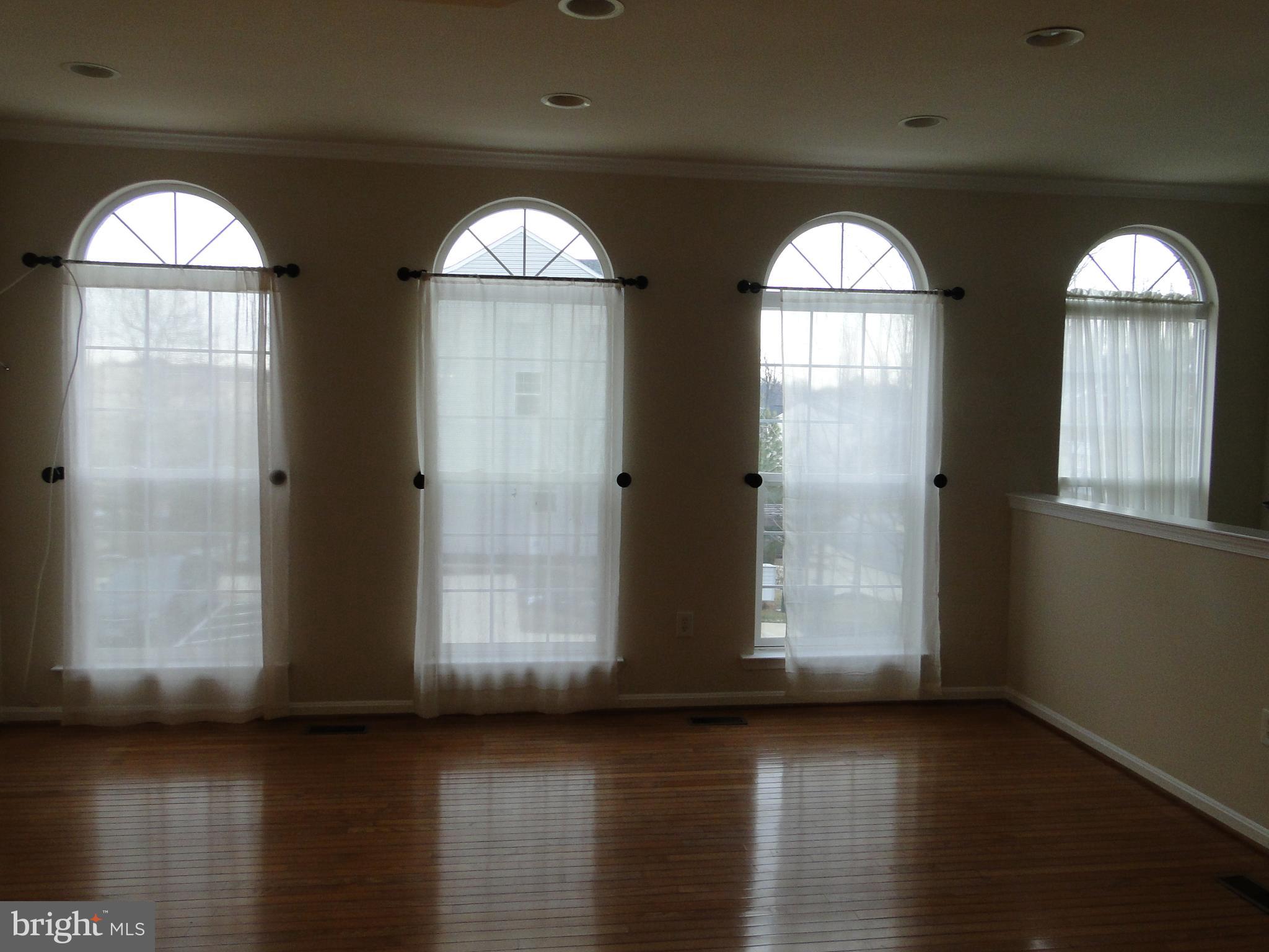 HEATHER GLEN MANOR - Residential