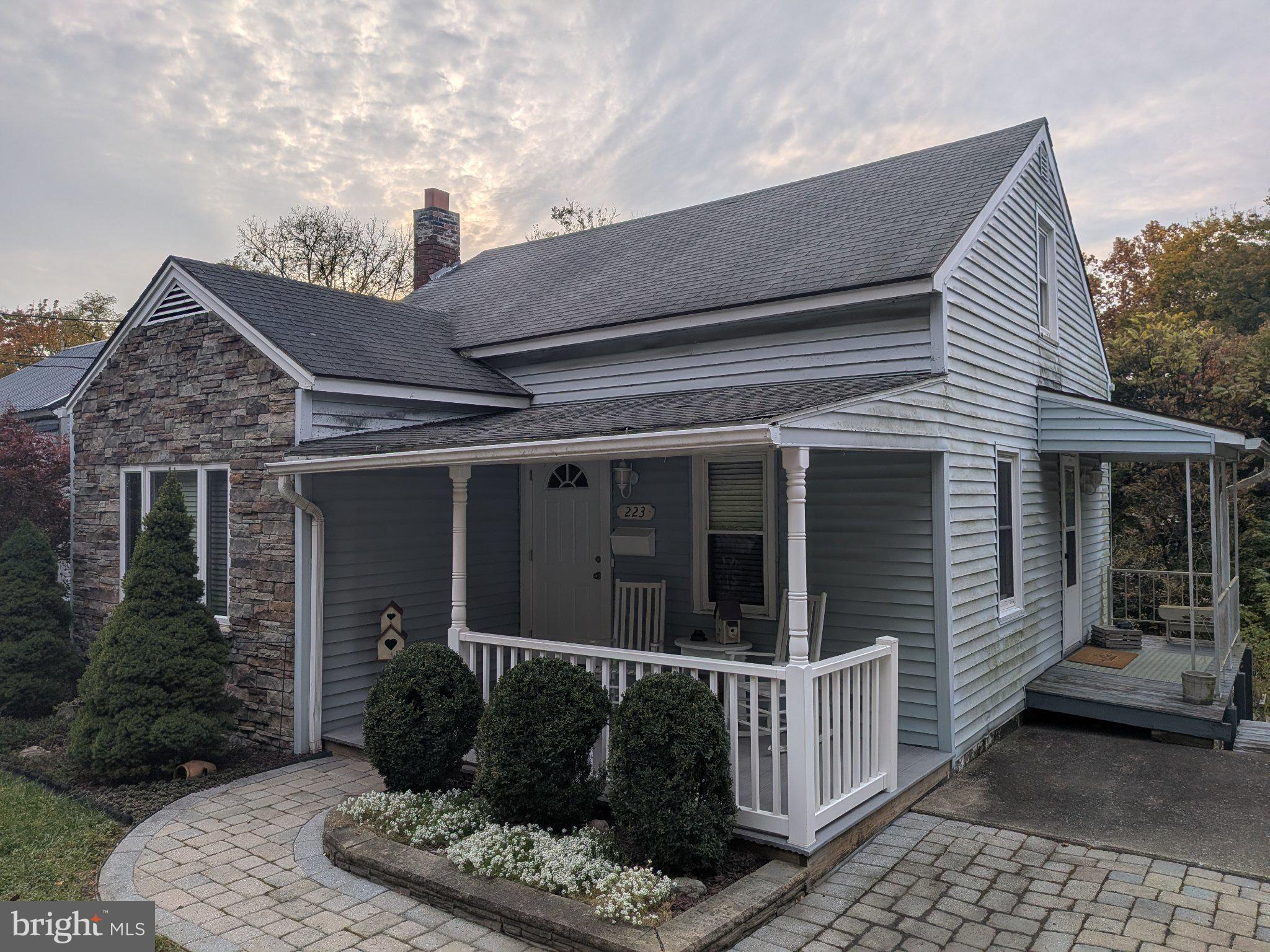 223 E FREEDOM AVENUE