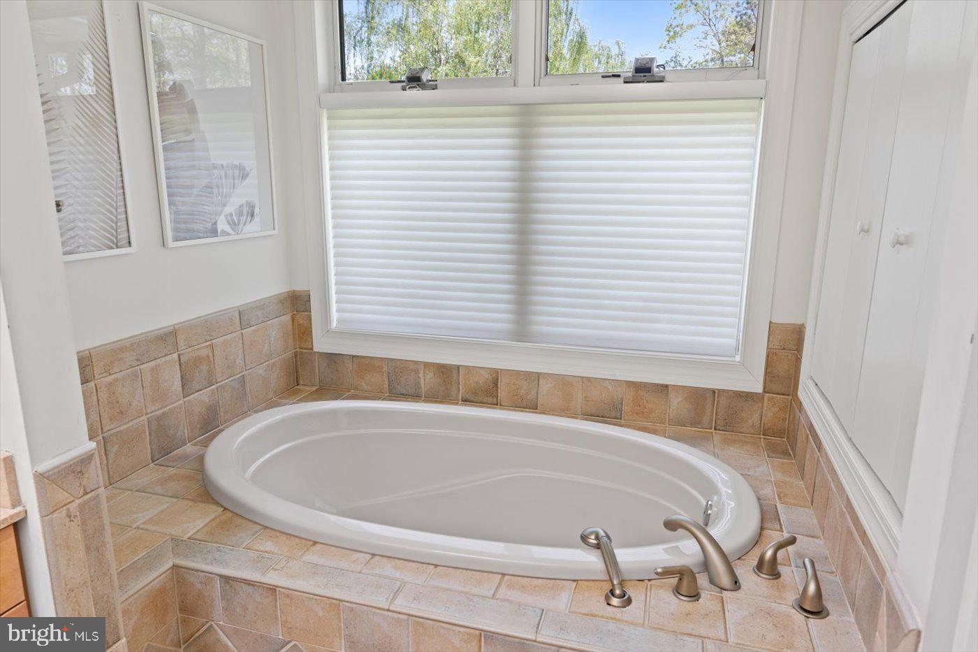 FAWN LAKE - Residential