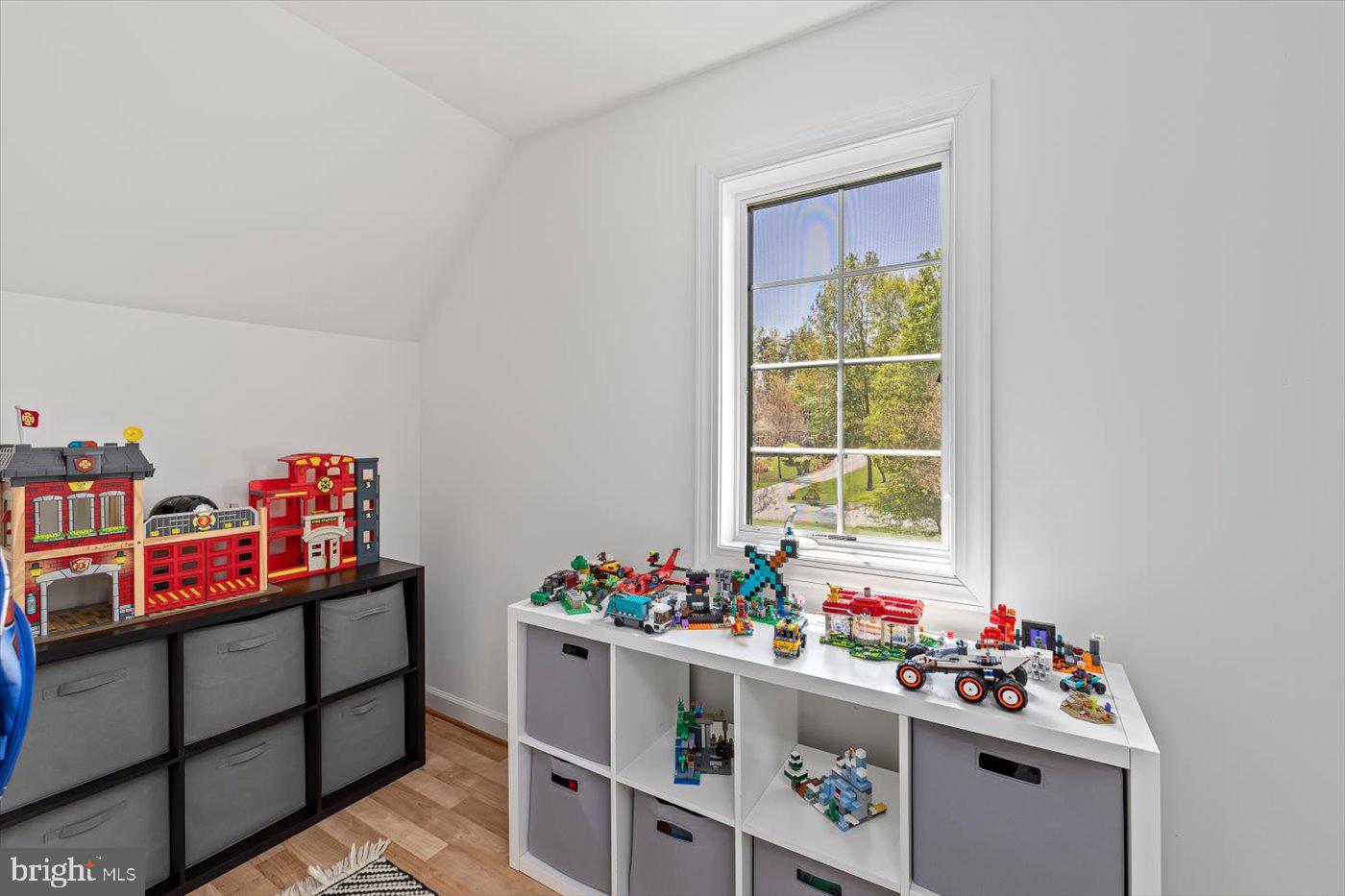 FAWN LAKE - Residential