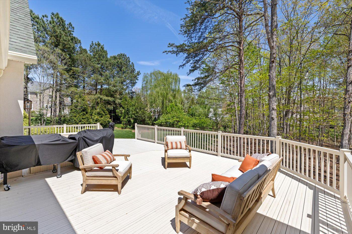 FAWN LAKE - Residential