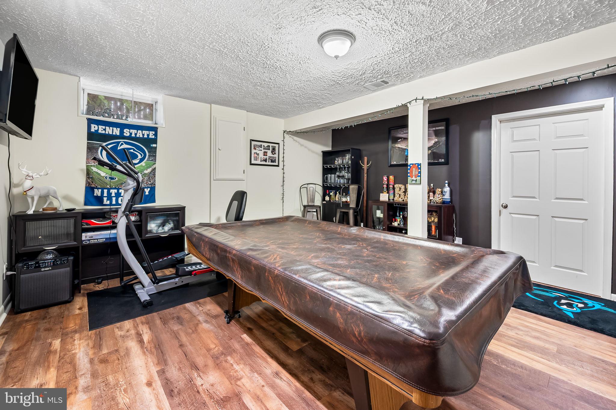 OAKHURST - Residential