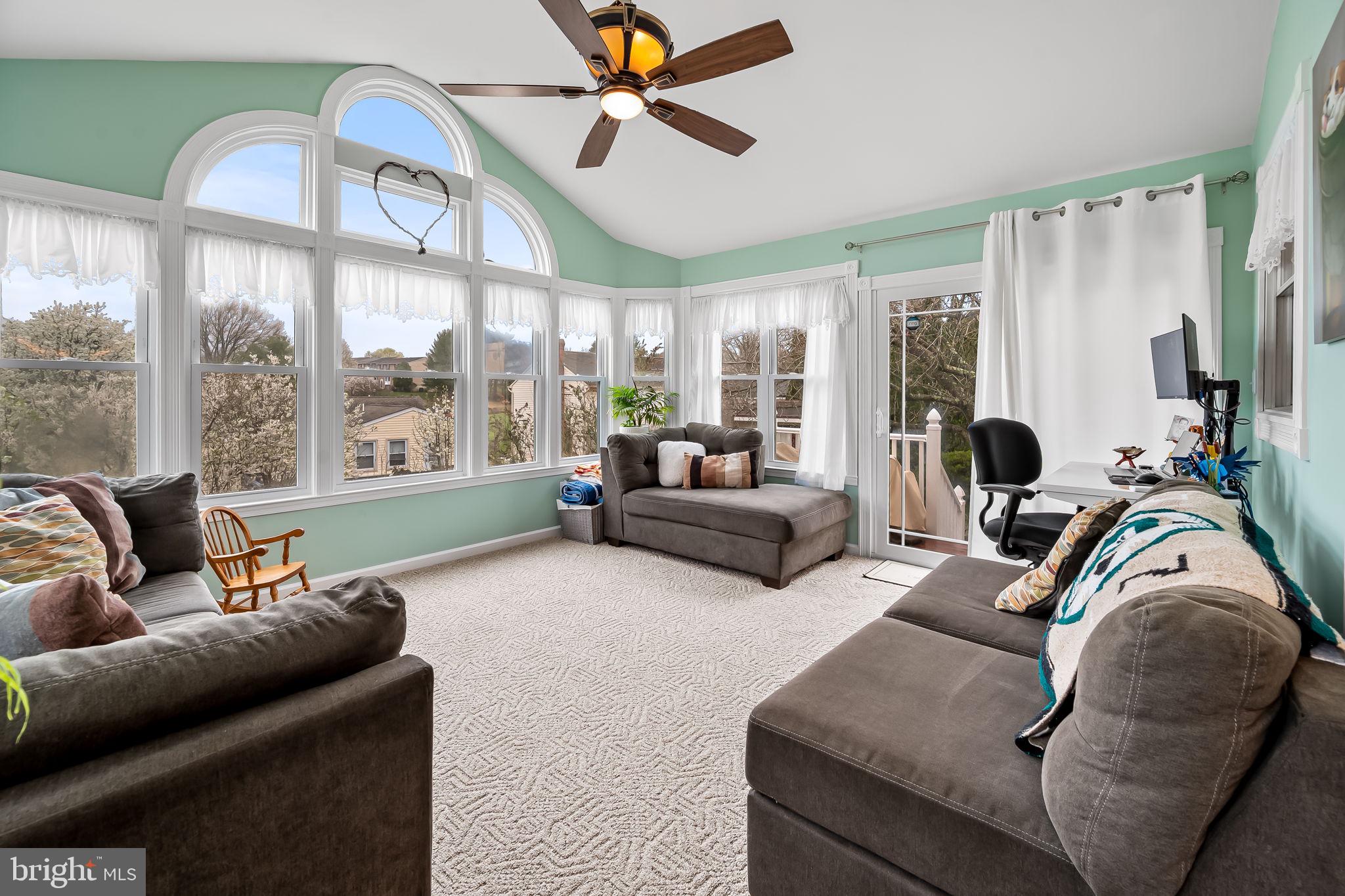 OAKHURST - Residential