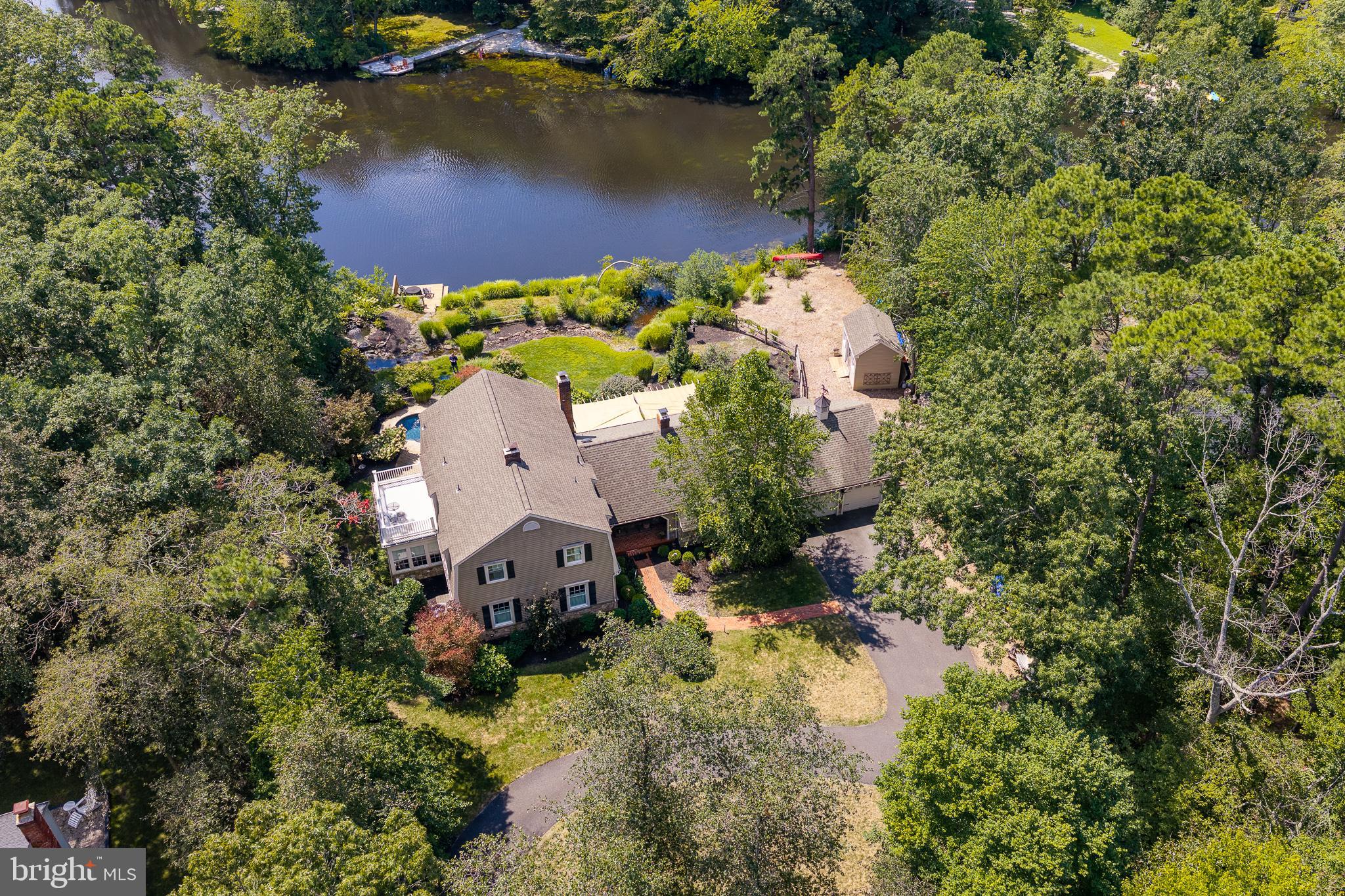 374 TAVISTOCK DRIVE