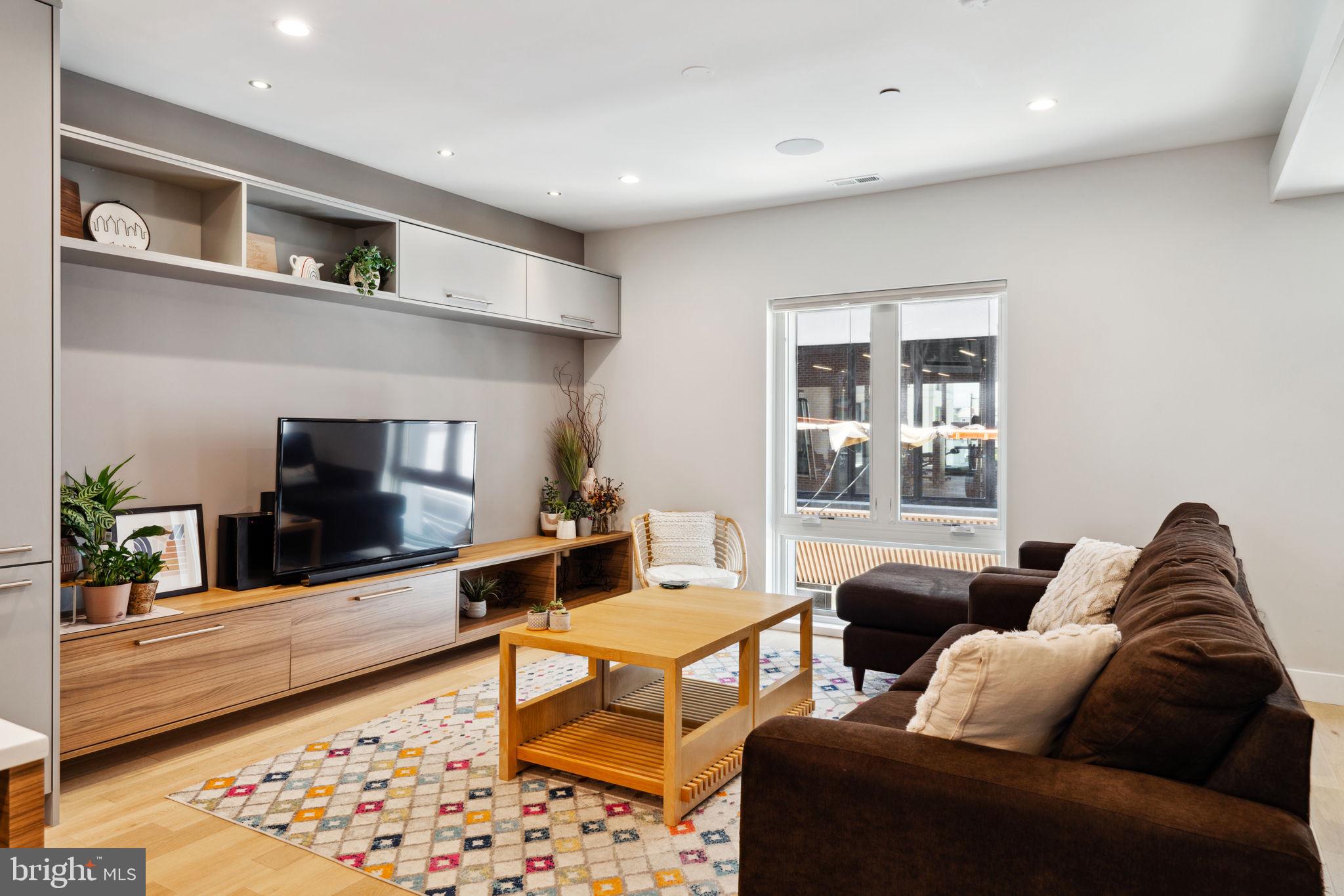 PHILADELPHIA (NORTH) - Residential