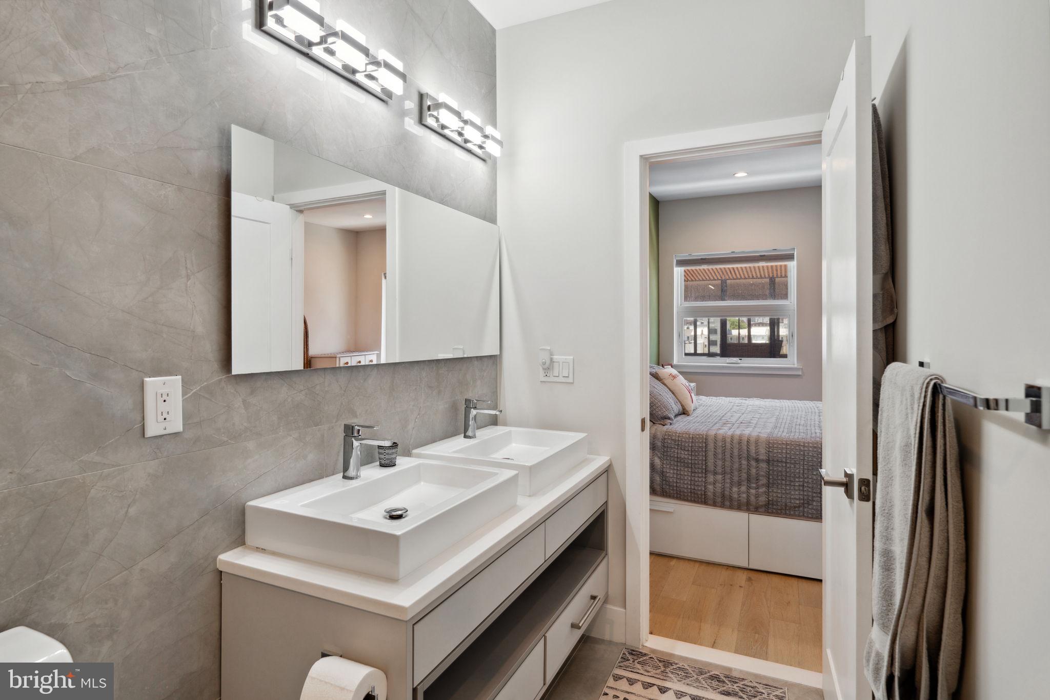 PHILADELPHIA (NORTH) - Residential