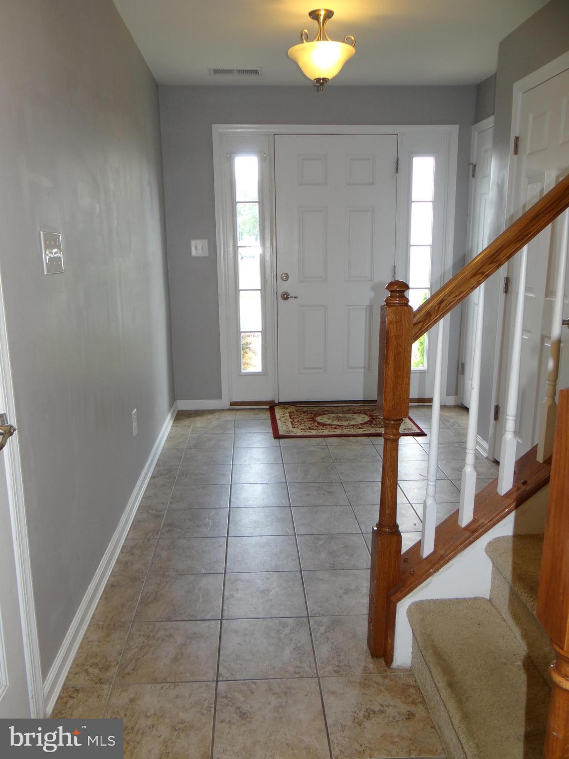 ROUND HILL - Residential Lease