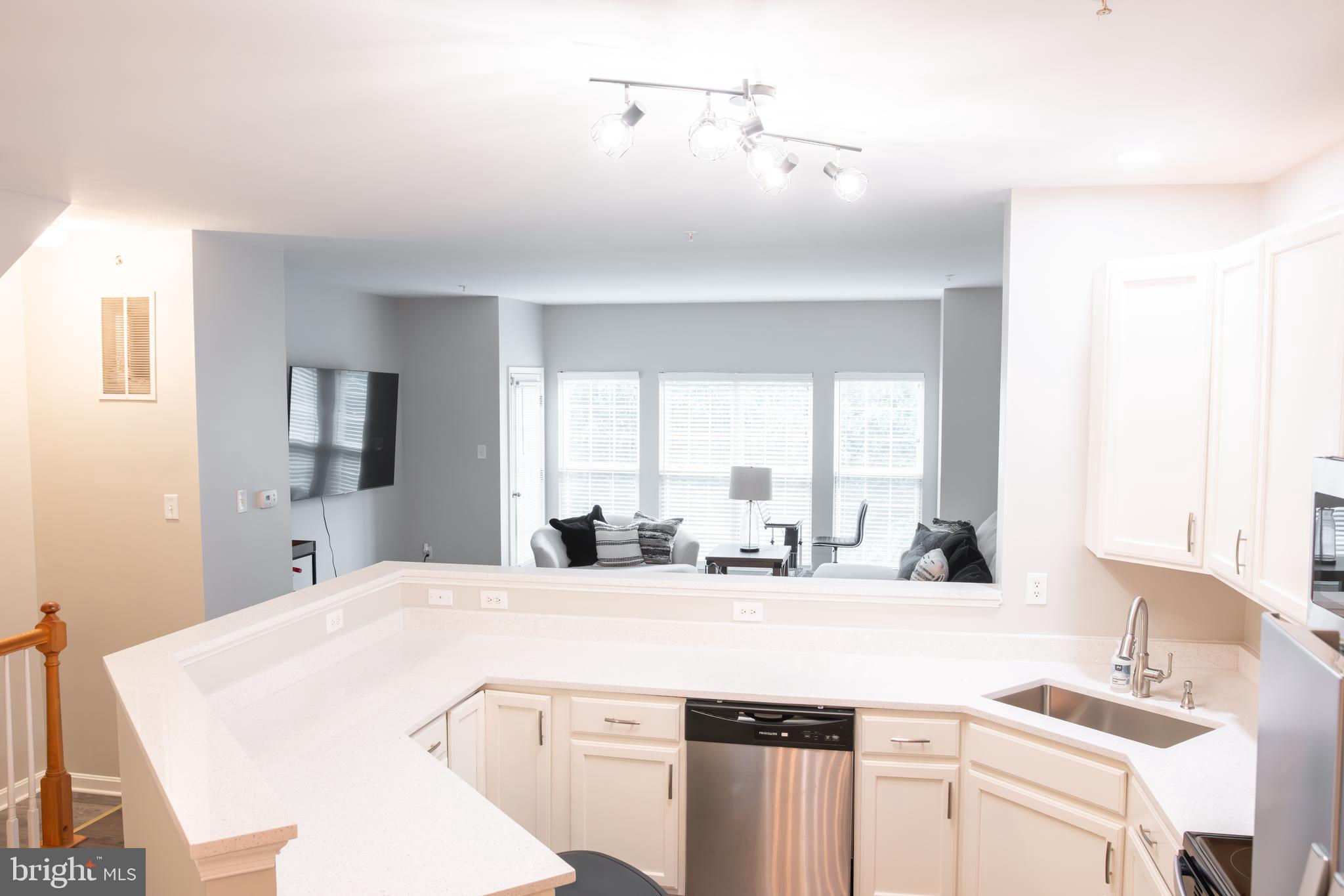 OVERLOOK - Residential