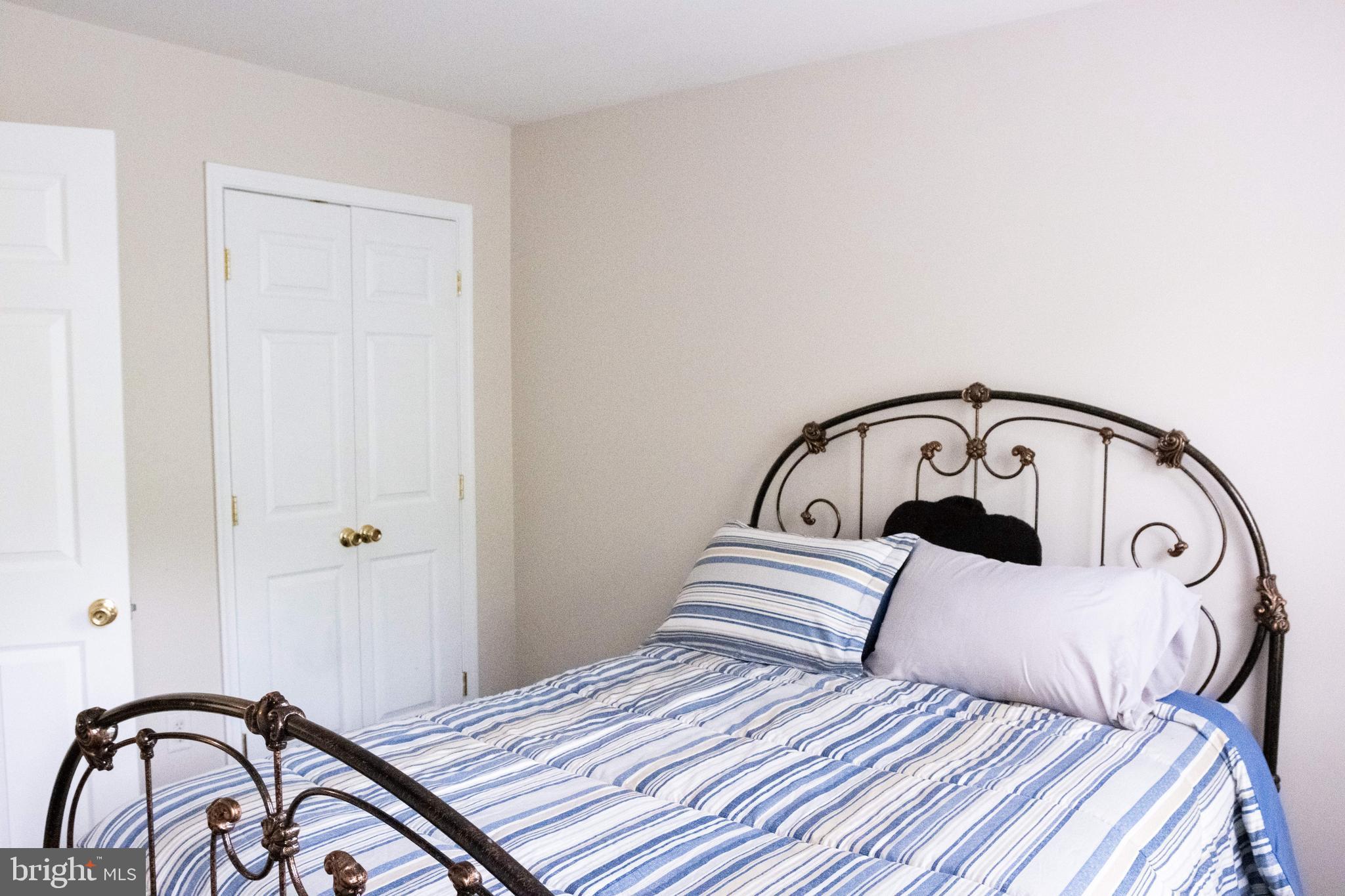 OVERLOOK - Residential