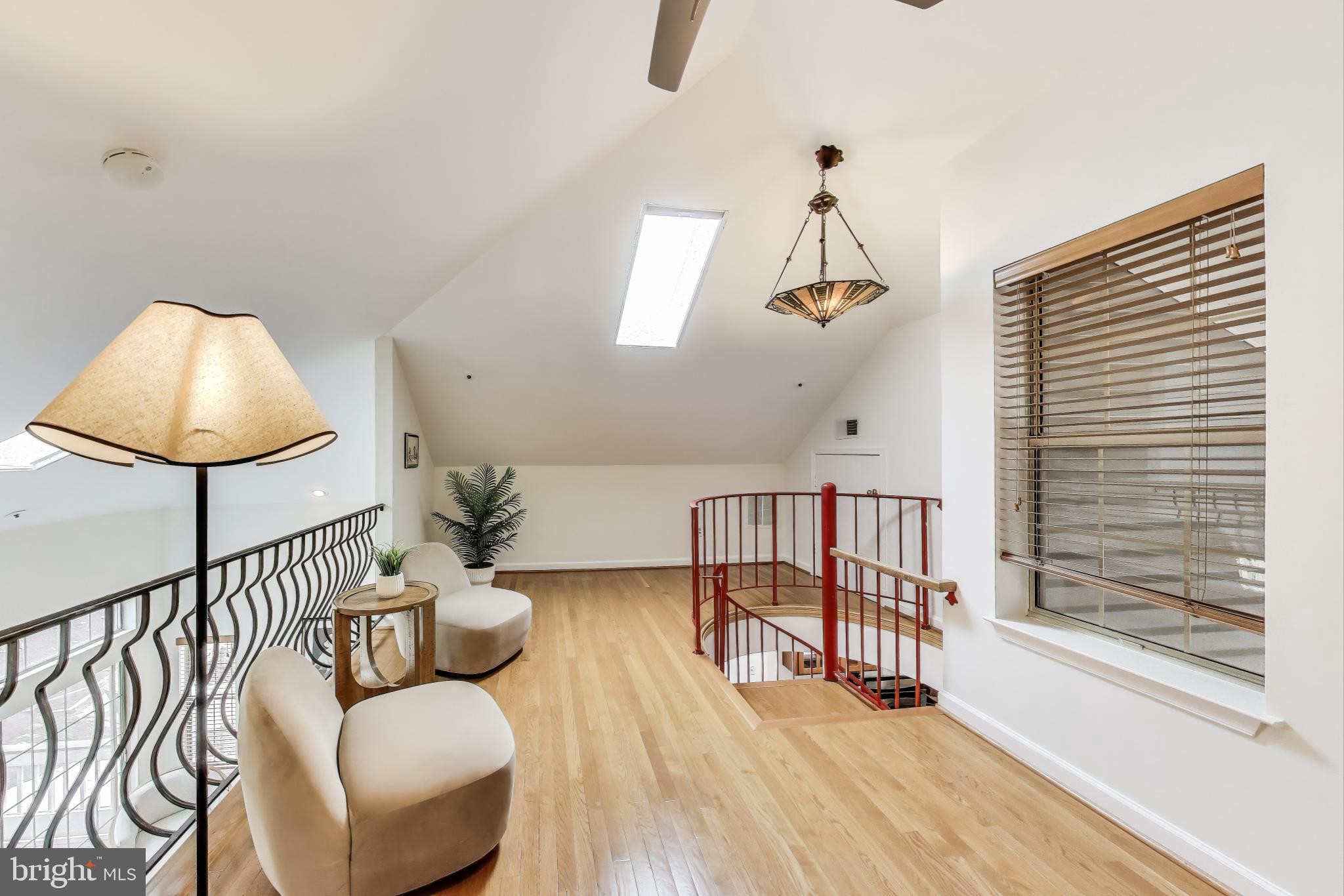 BENTLEY PLACE - Residential