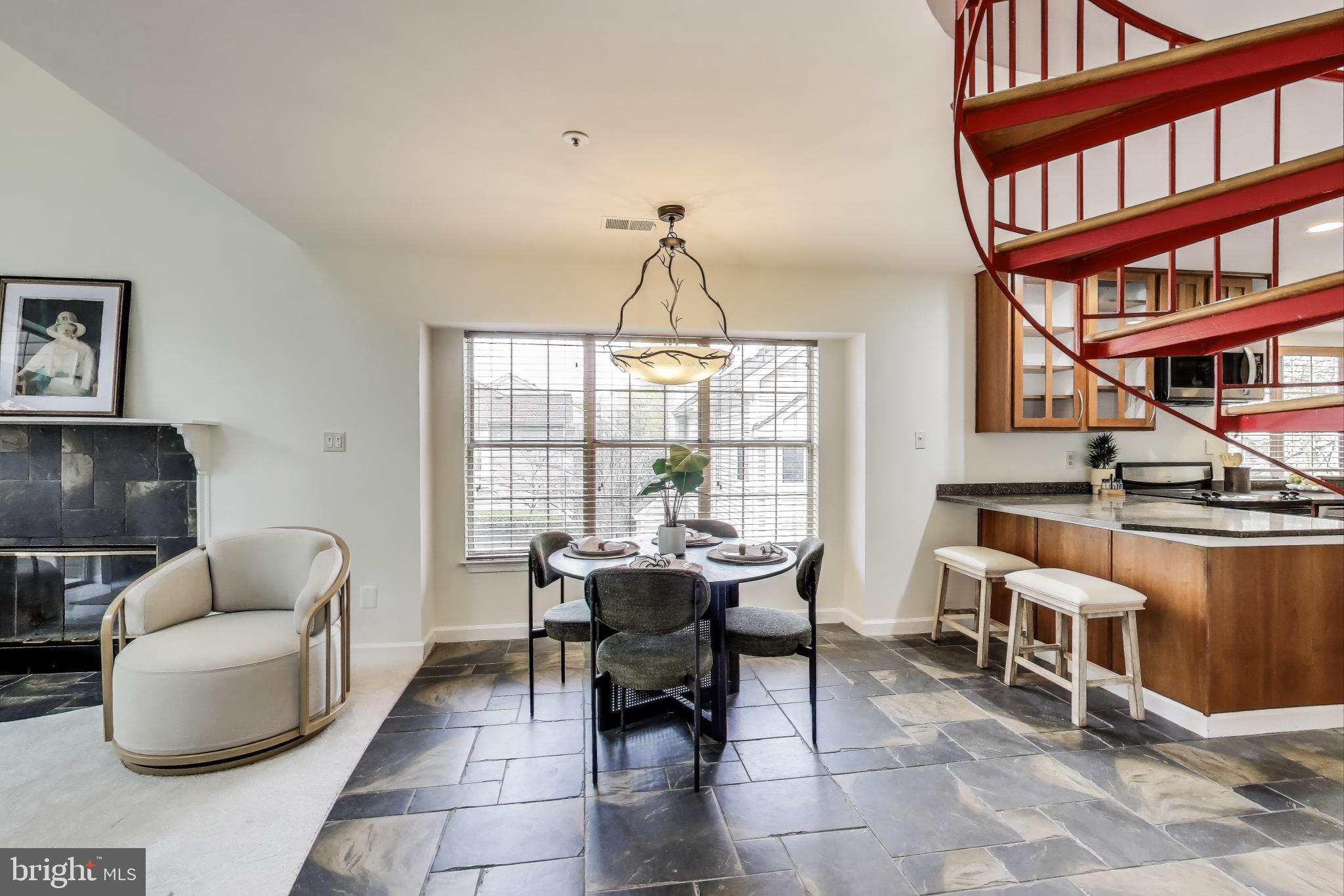 BENTLEY PLACE - Residential