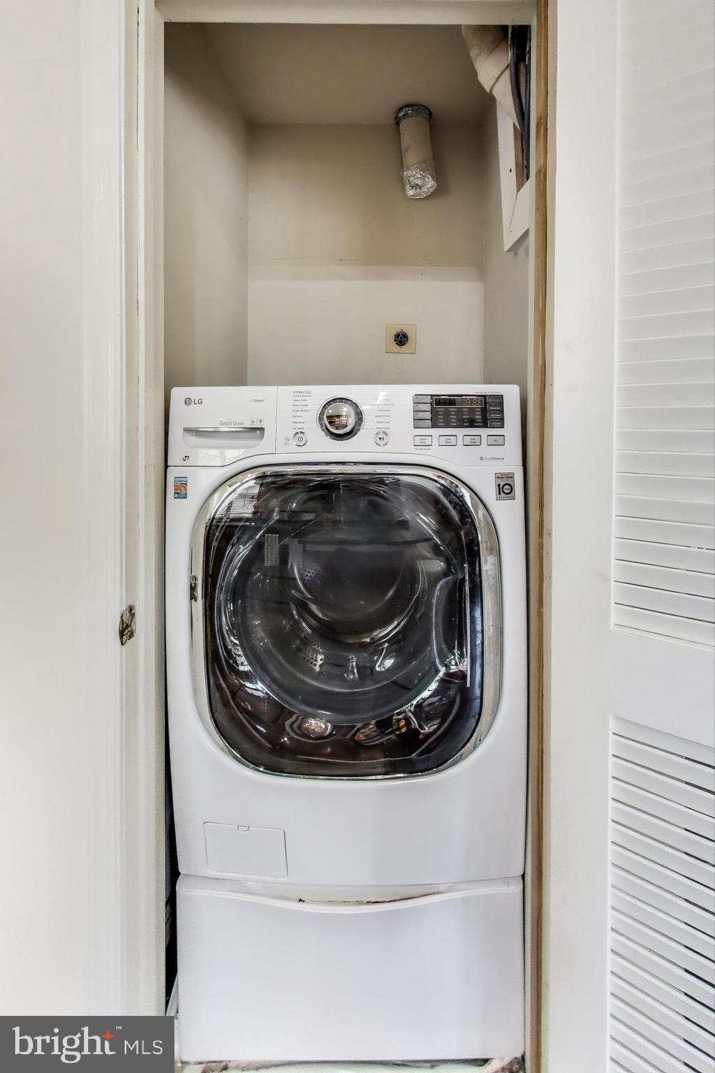 BENTLEY PLACE - Residential