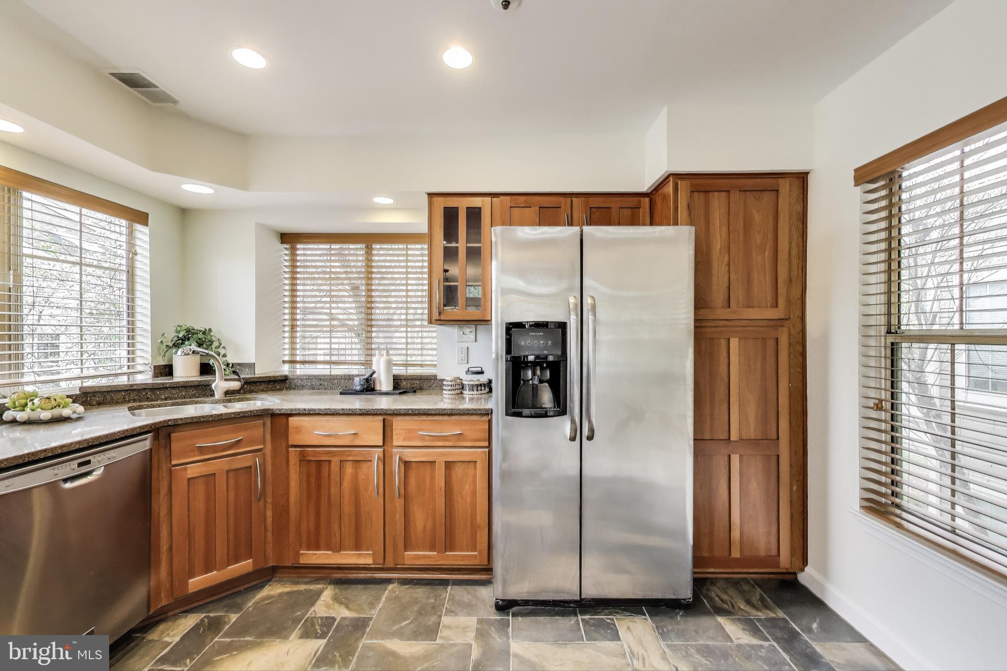 BENTLEY PLACE - Residential