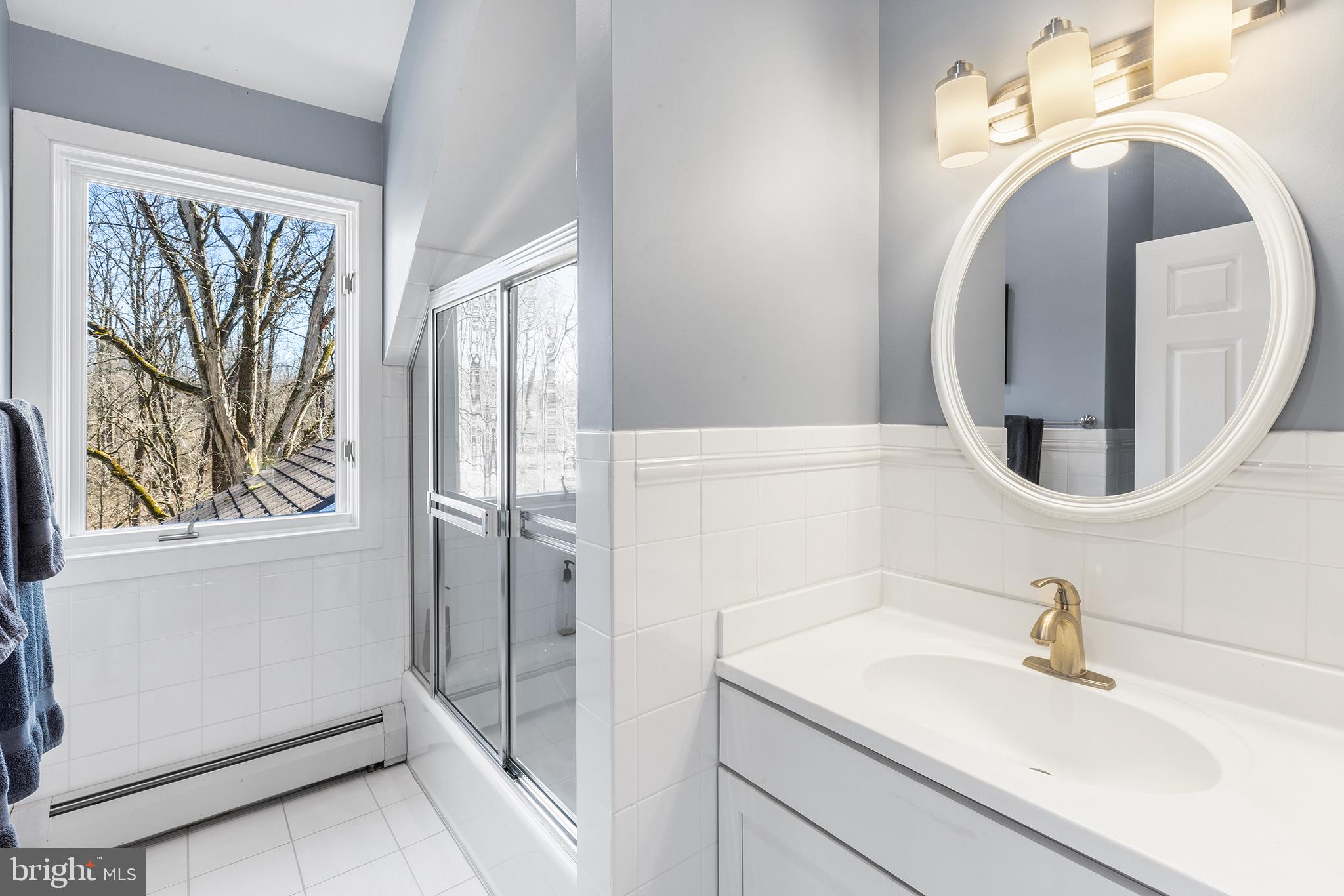 GWYNEDD CHASE - Residential