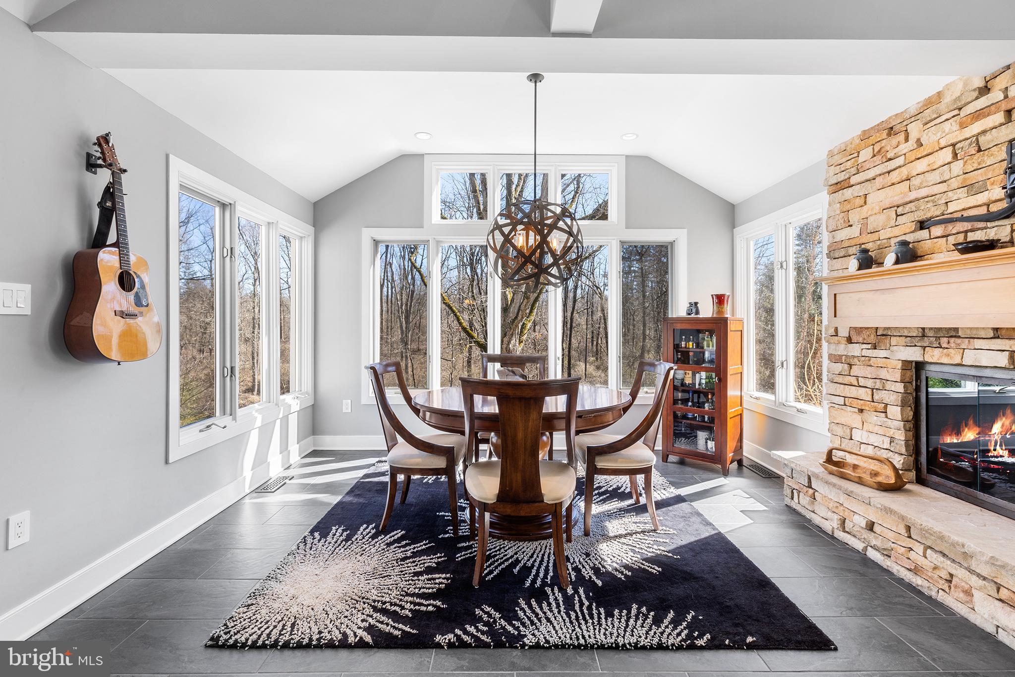 GWYNEDD CHASE - Residential