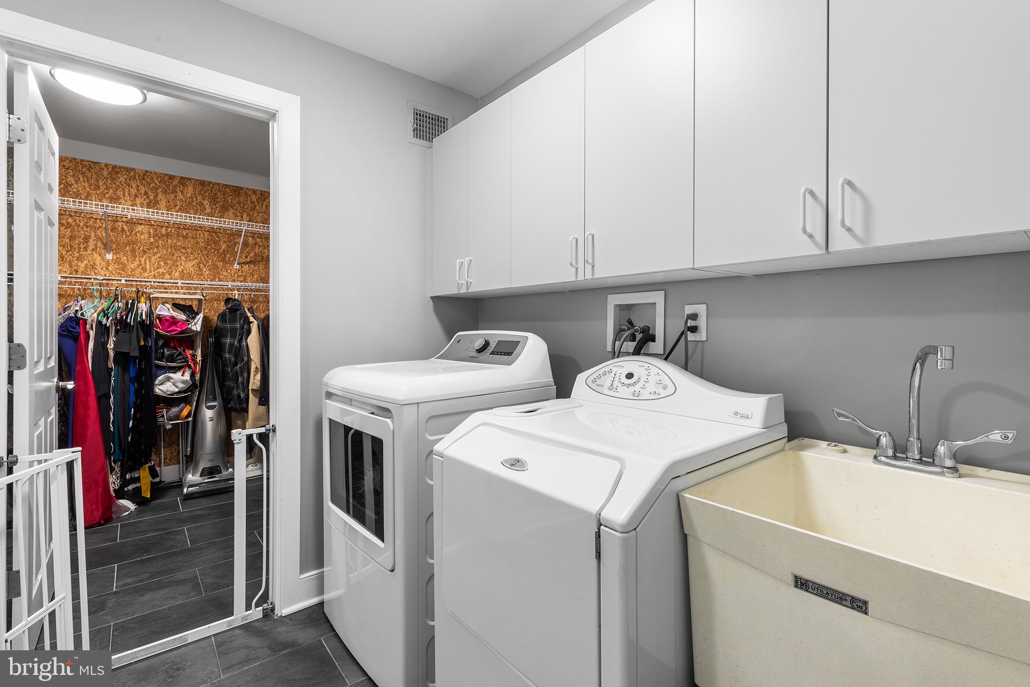 GWYNEDD CHASE - Residential