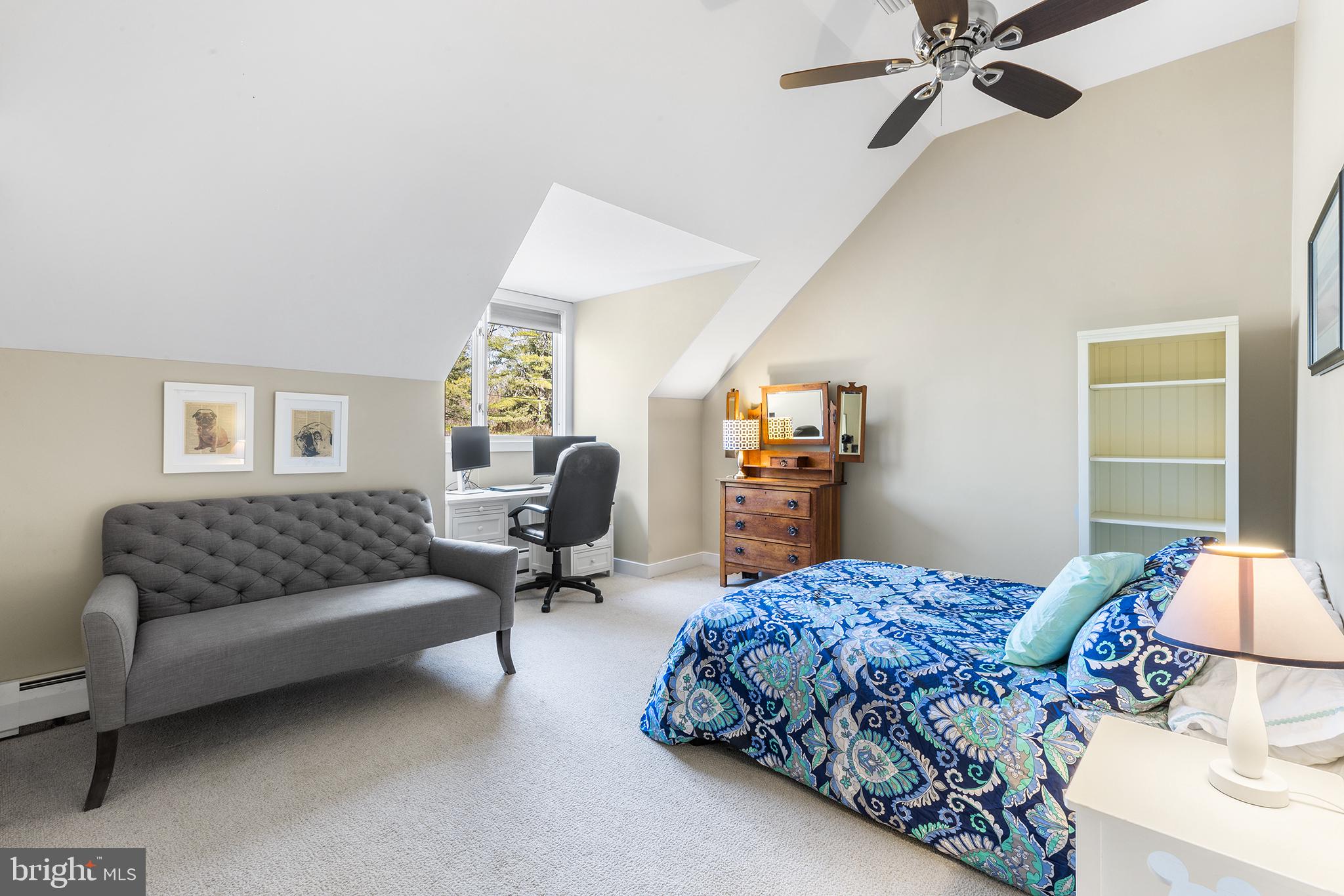 GWYNEDD CHASE - Residential