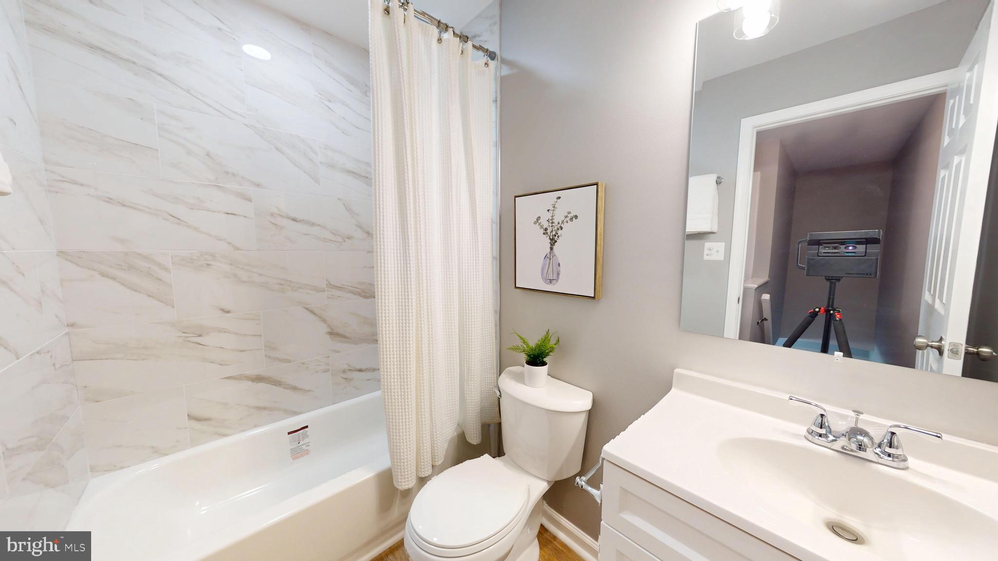 VALEWOOD ESTATES - Residential