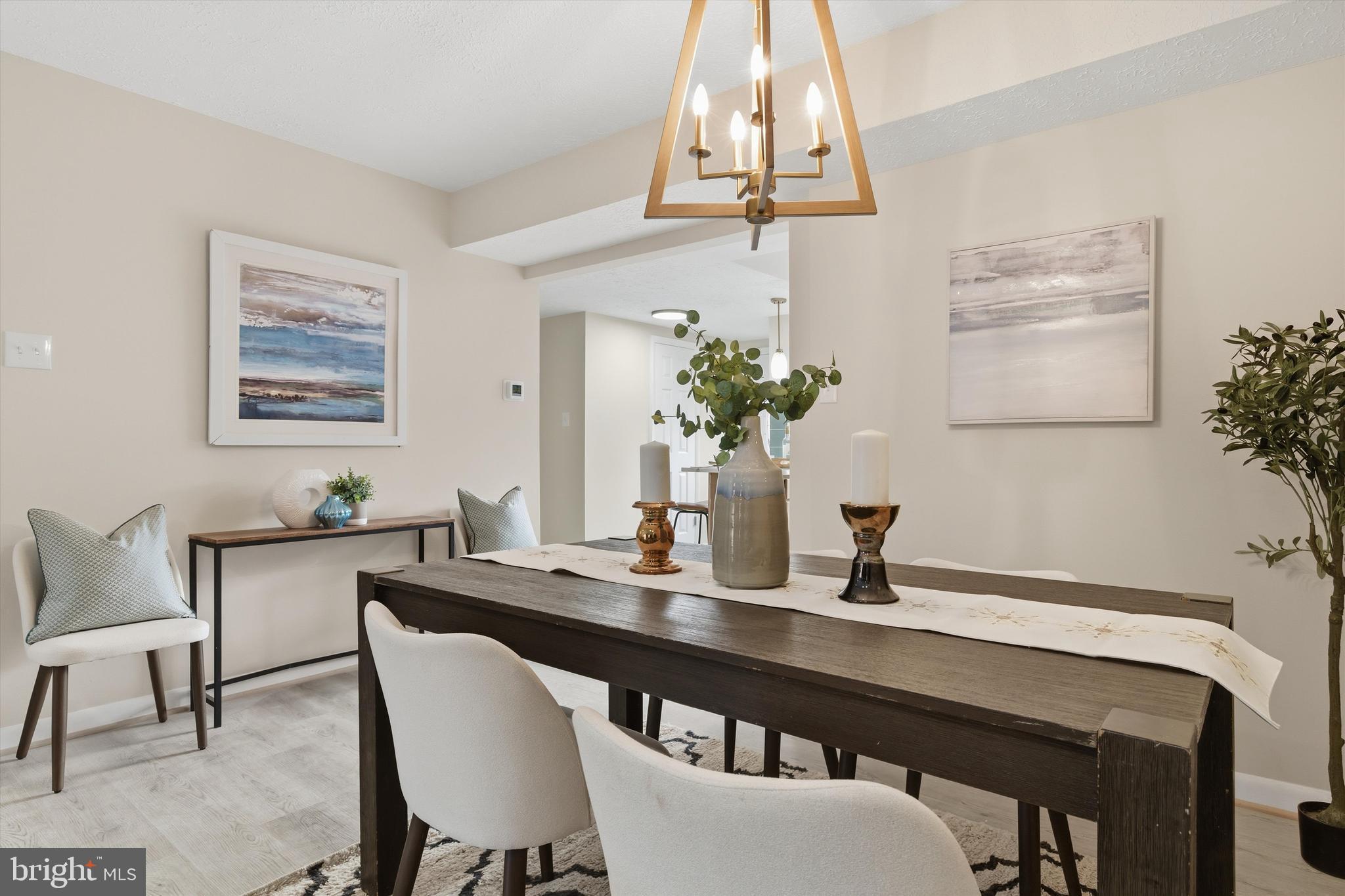 SLADE VILLAGE - Residential