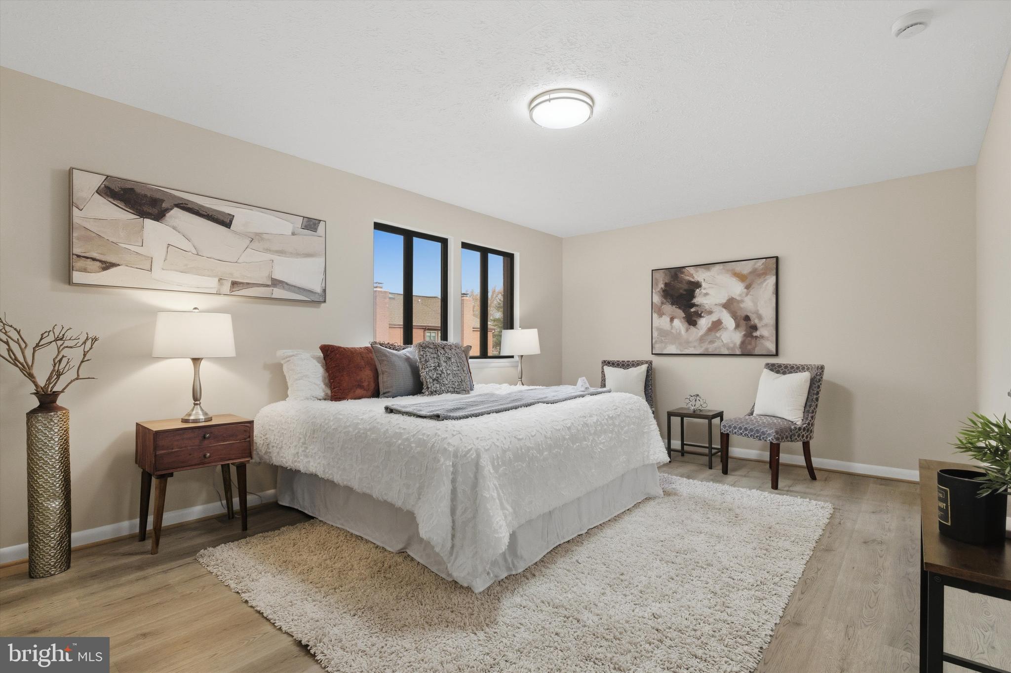 SLADE VILLAGE - Residential