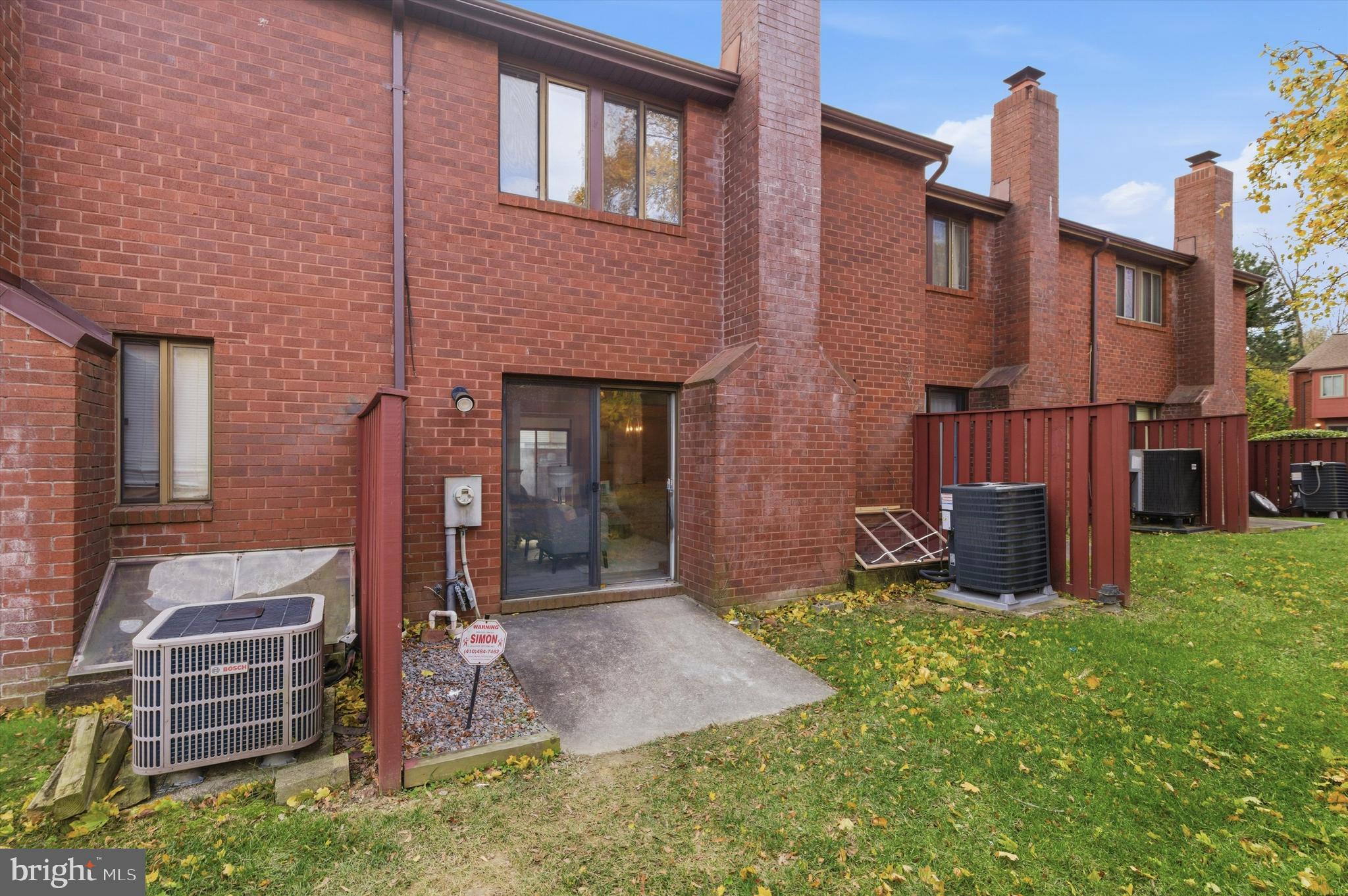 SLADE VILLAGE - Residential