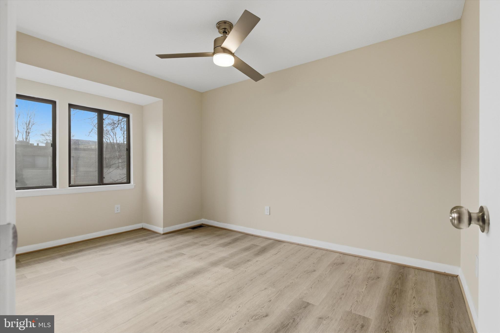 SLADE VILLAGE - Residential